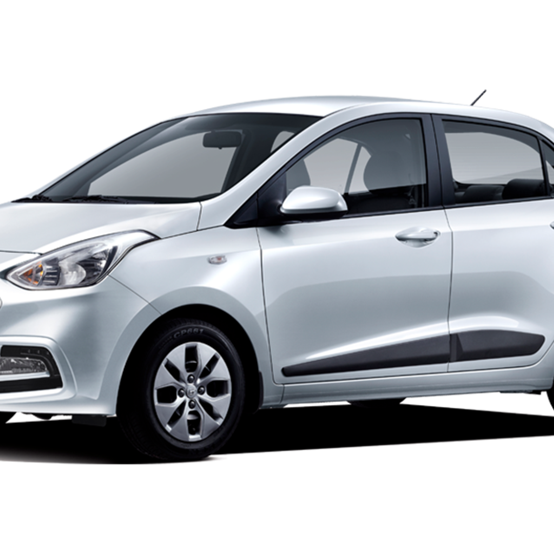 HYUNDAI GRAND I 10 angular front exterior view