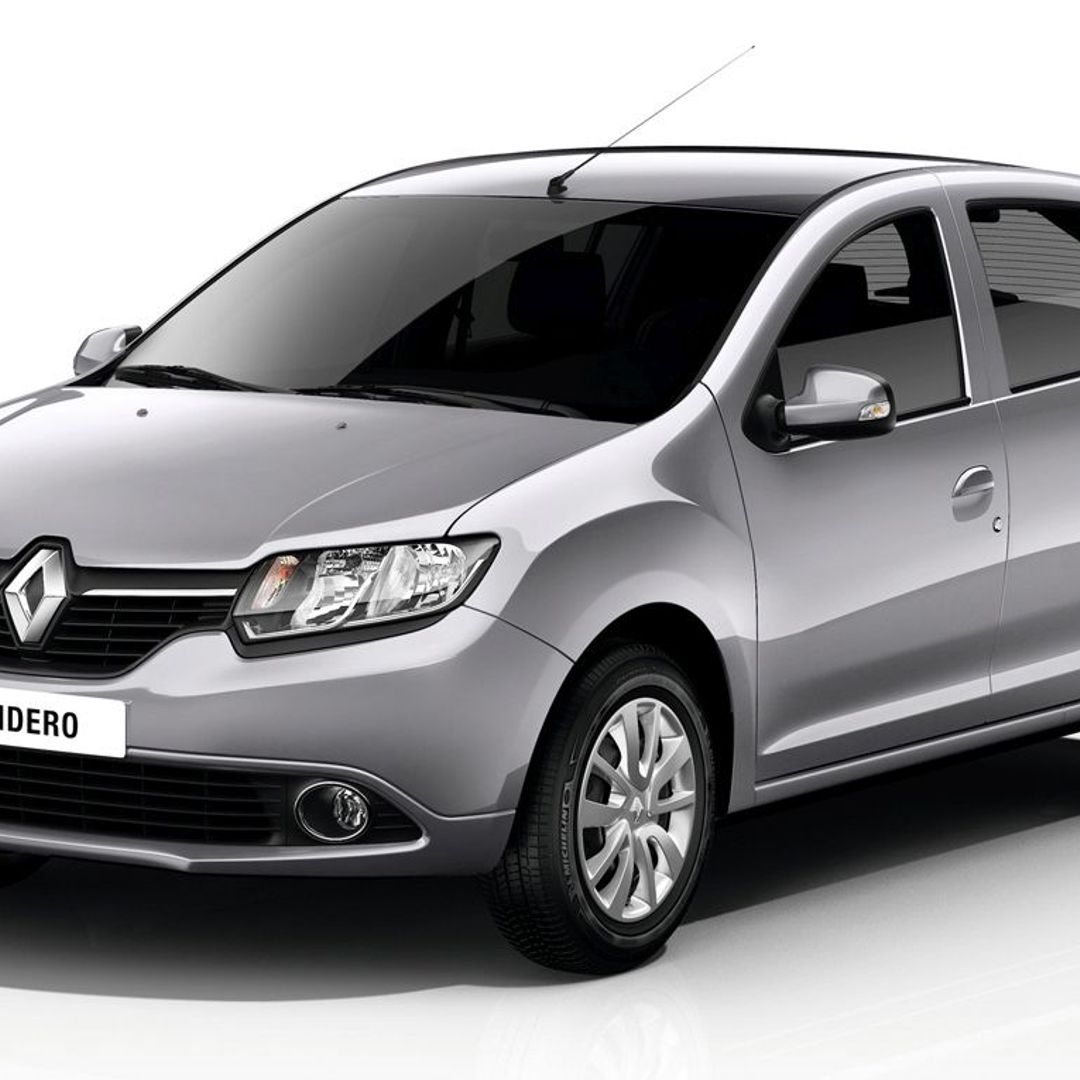 RENAULT SANDERO angular front exterior view