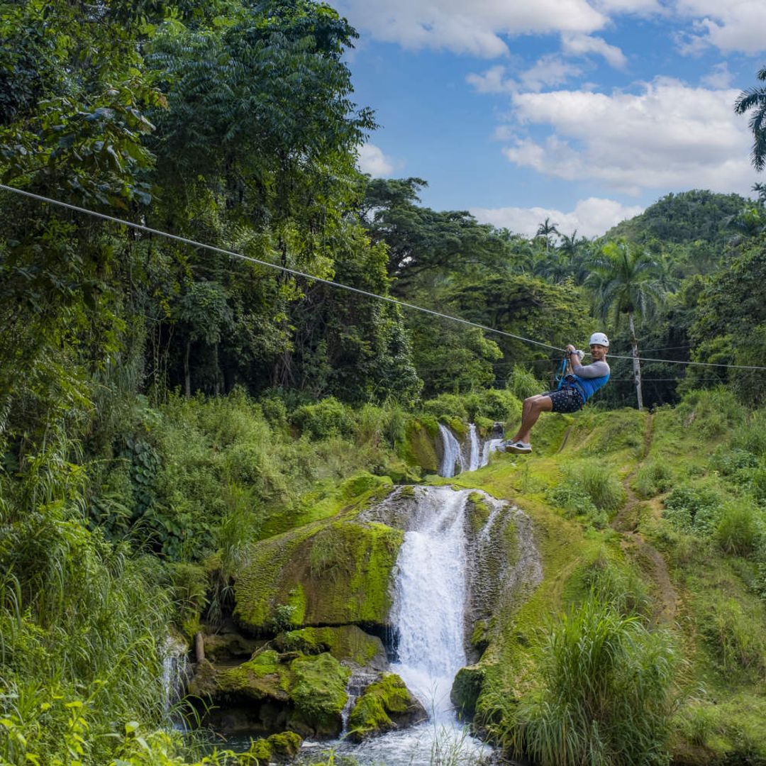 Excursão “TOUR DE CANOPY NO PARQUE NATURAL DE EL CUBANO EM TOPES DE COLLANTES”