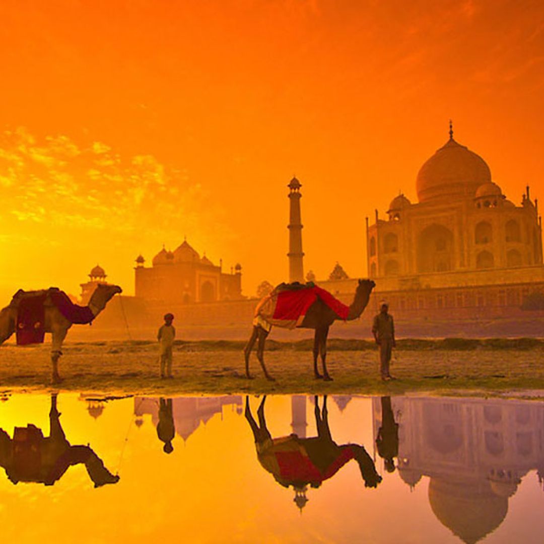 Taj Mahal Sunrise panoramic view, Agra,Uttar Pradesh, India.