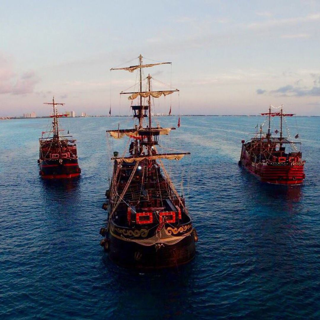 "Captain Hook tour with steak dinner" Tour