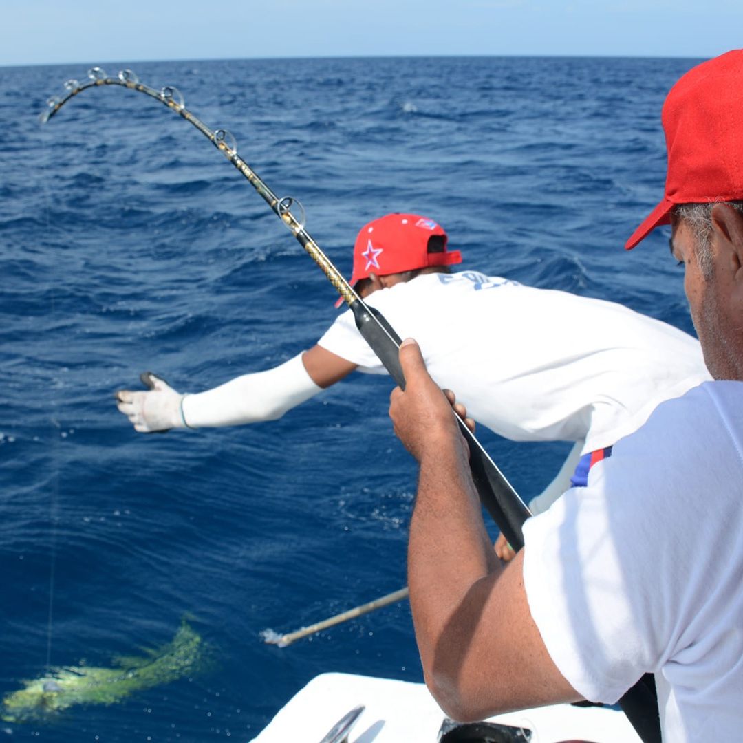 “BOTTOM FISHING IN CIENFUEGOS” Tour