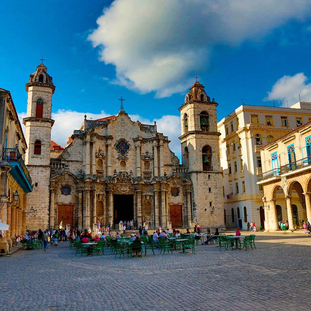 Cathedral Square, Old Havana, Havana, Cuba