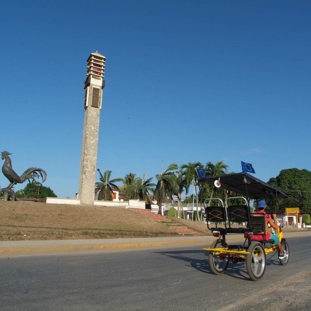 Monument to El Gallo de Morón panoramic view, Morón, Ciego de Ávila, Cuba.