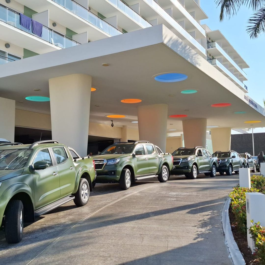 Jeep Safari “THREE CITIES”