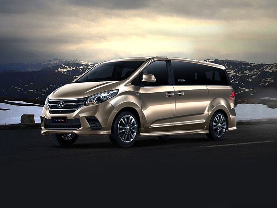 MAXUS G10 angular front exterior view