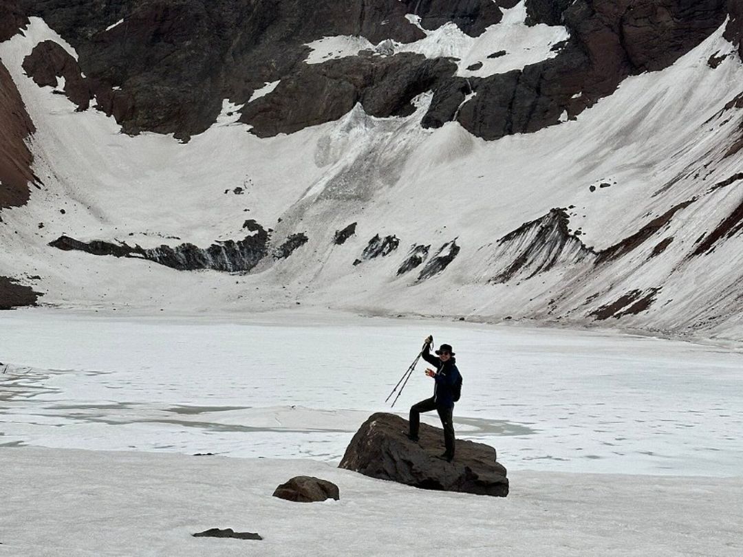 “TREKKING TO THE HANGING GLACIER EL MORADO” Tour, Chile.