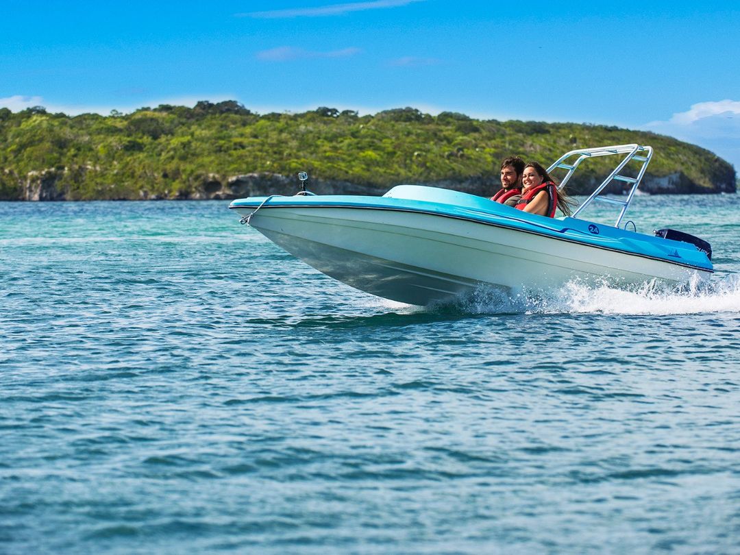 Marine adventure tour at Cayo Las Brujas