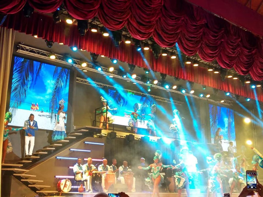 Continental Cabaret Show "Varadero: a party for the world", Varadero, Matanzas, Cuba.