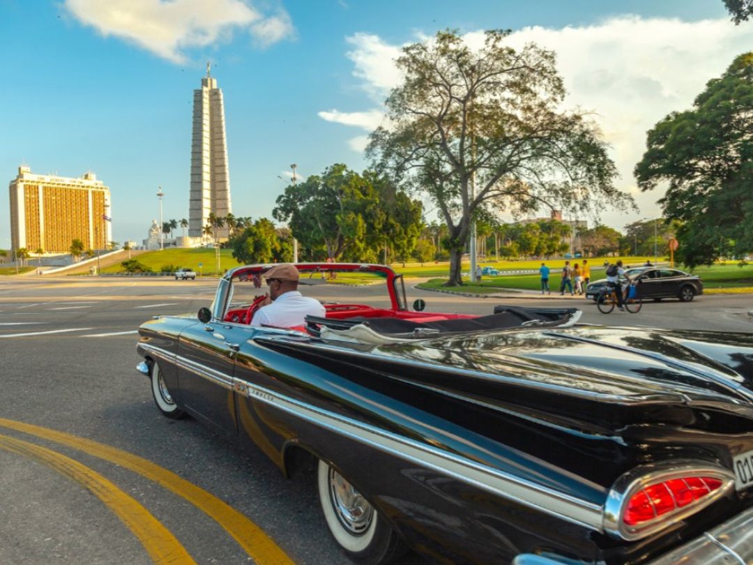"OLD HAVANA + MODERN HAVANA IN AMERICAN CONVERTIBLE CLASSIC CARS (OPEN TOP)" Private Tour, Havana, Cuba.