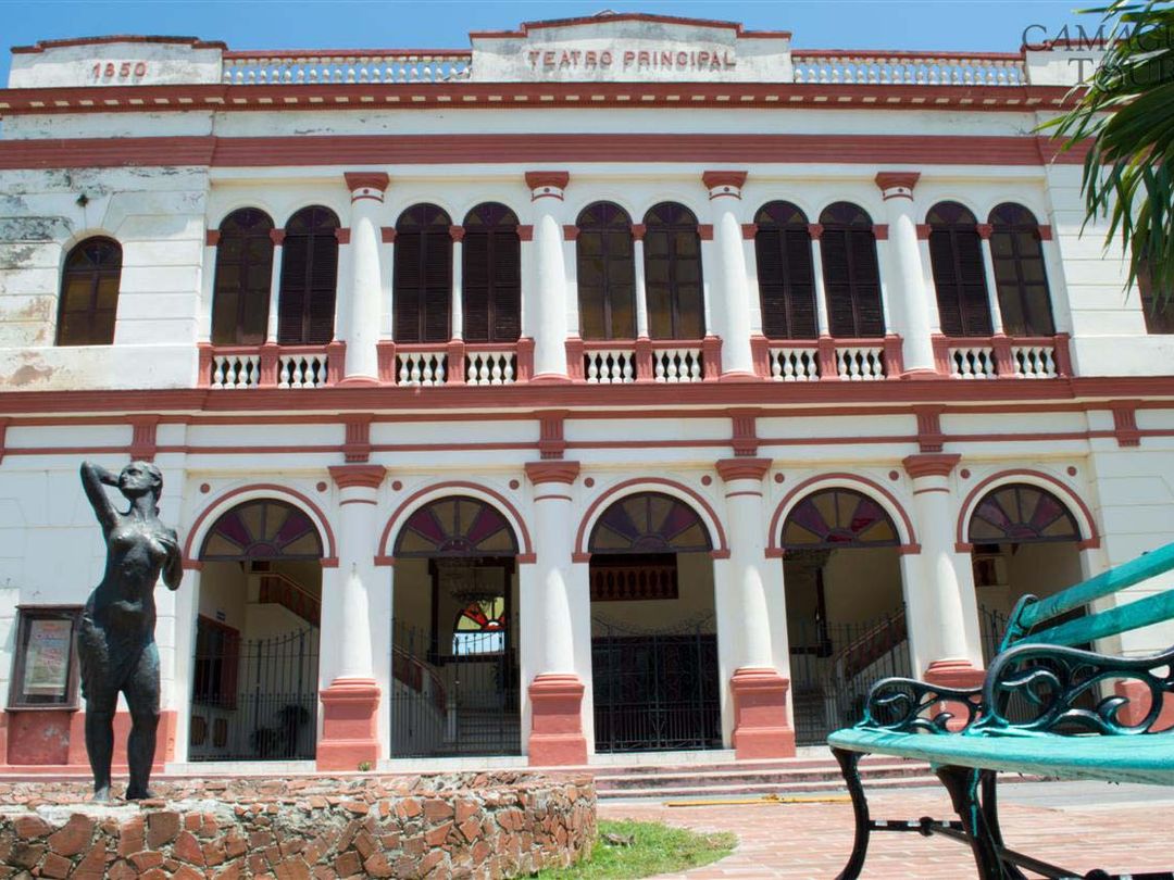 Principal theatre panoramic view, Camagüey city