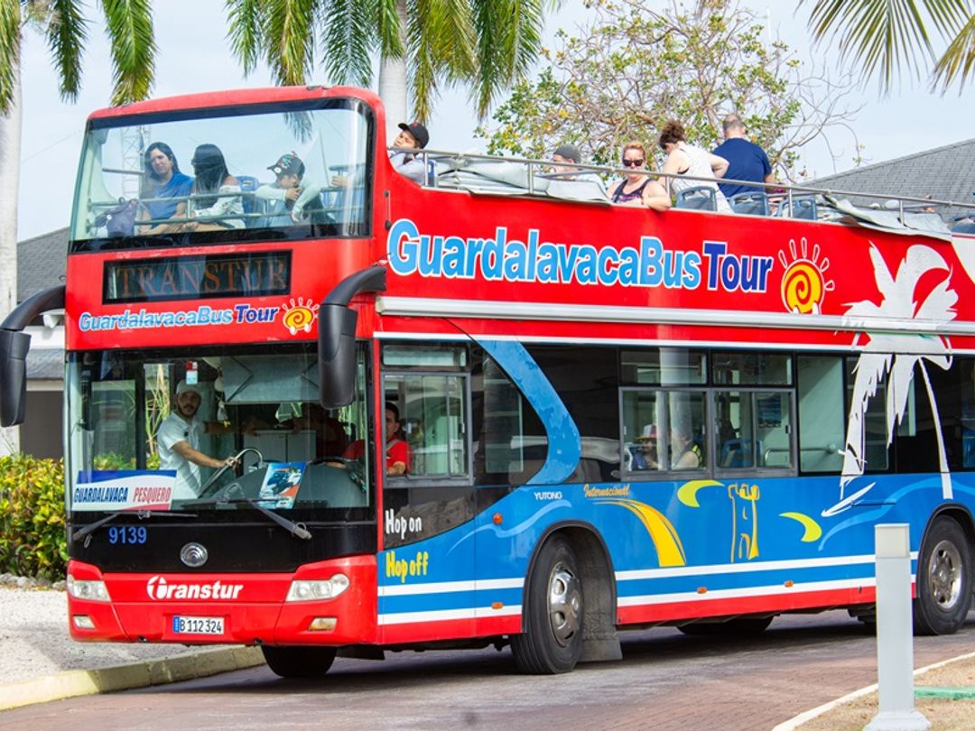 Guardalavaca bus tour, Holguín, Cuba.