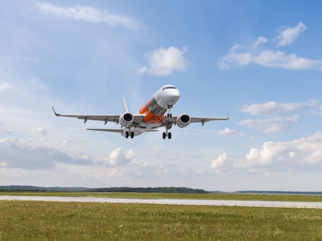 Air Ticket "SANTIAGO DE CUBA AIRPORT (SCU) - GEORGETOWN AIRPORT, GUYANA (GEO) - SANTIAGO DE CUBA AIRPORT (SCU)" (ROUND TRIP)