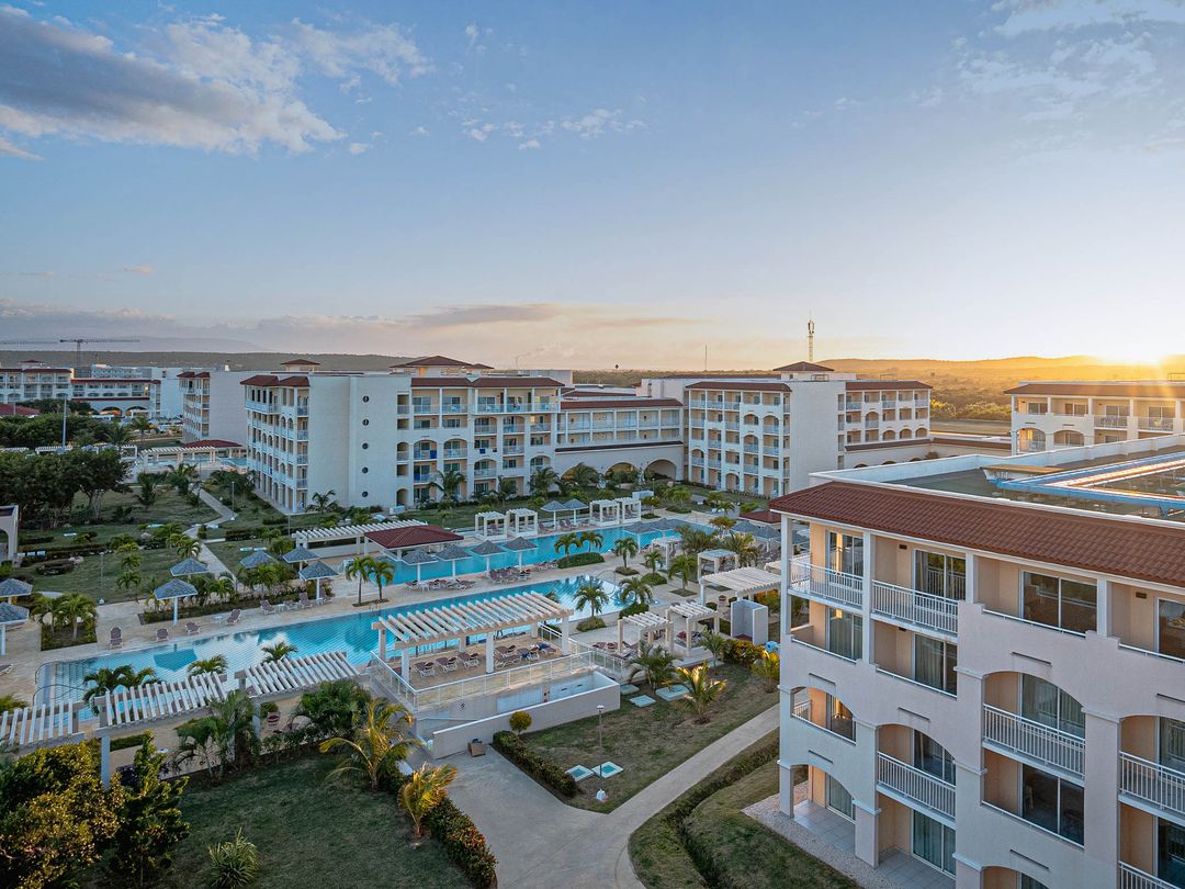 SANCTUARY GRAND MEMORIES HOLGUÍN Hotel - Adults Only Over 18 Years Old