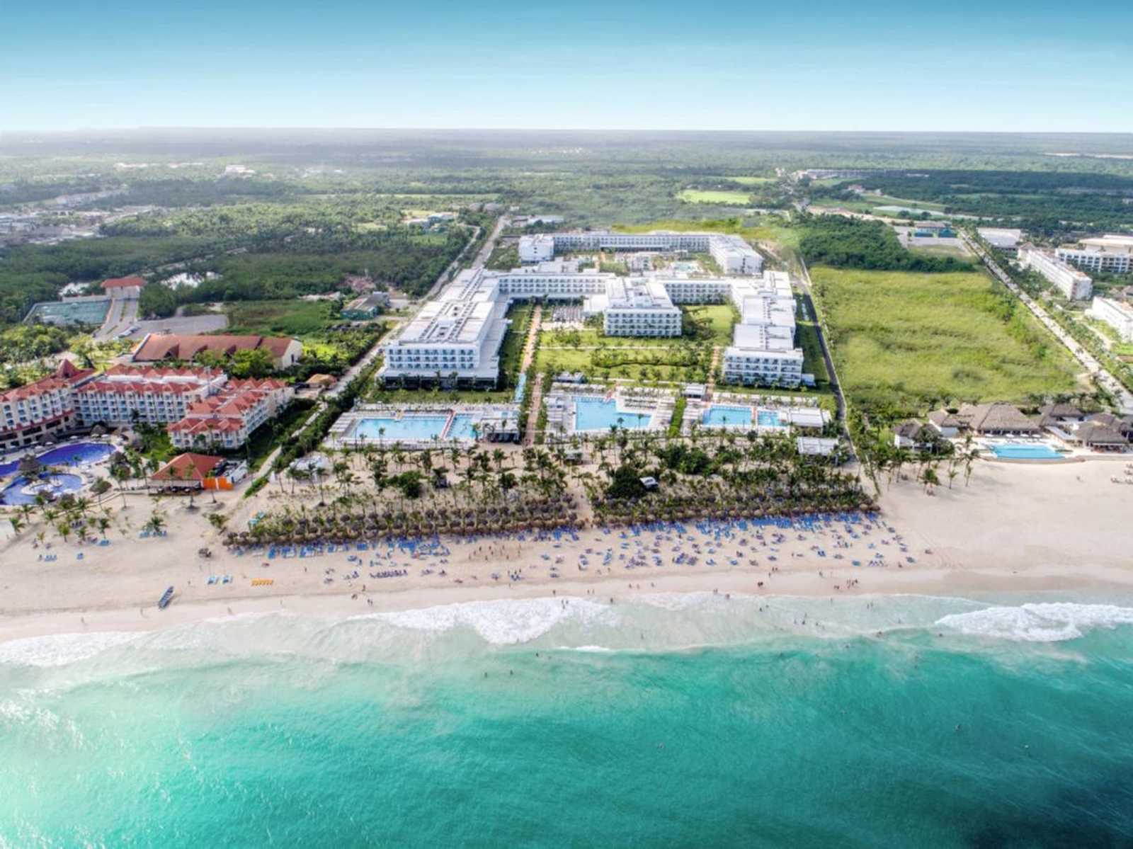 RIU REPUBLICA Hotel (All Inclusive Package 8 days / 7 nights + Flights + Meals and Beverages + Transfers + Taxes)