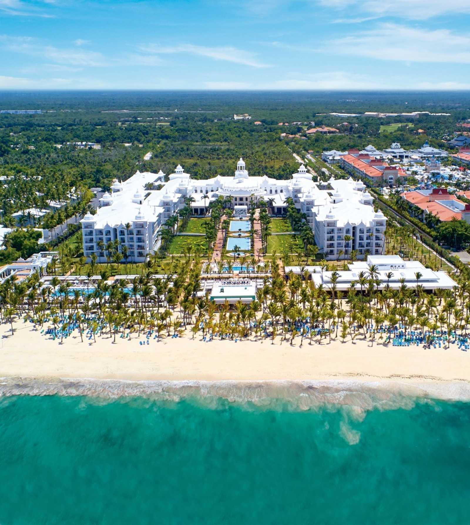 RIU PALACE PUNTA CANA Hotel (All Inclusive Package 8 days / 7 nights + Flights + Meals and Beverages + Transfers + Taxes)