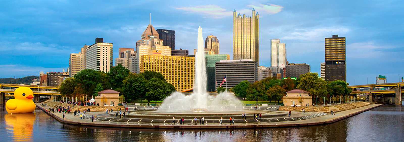 Downtown of Pittsburgh city panoramic view, PITTSBURGH, Pennsylvania state, United States of America.