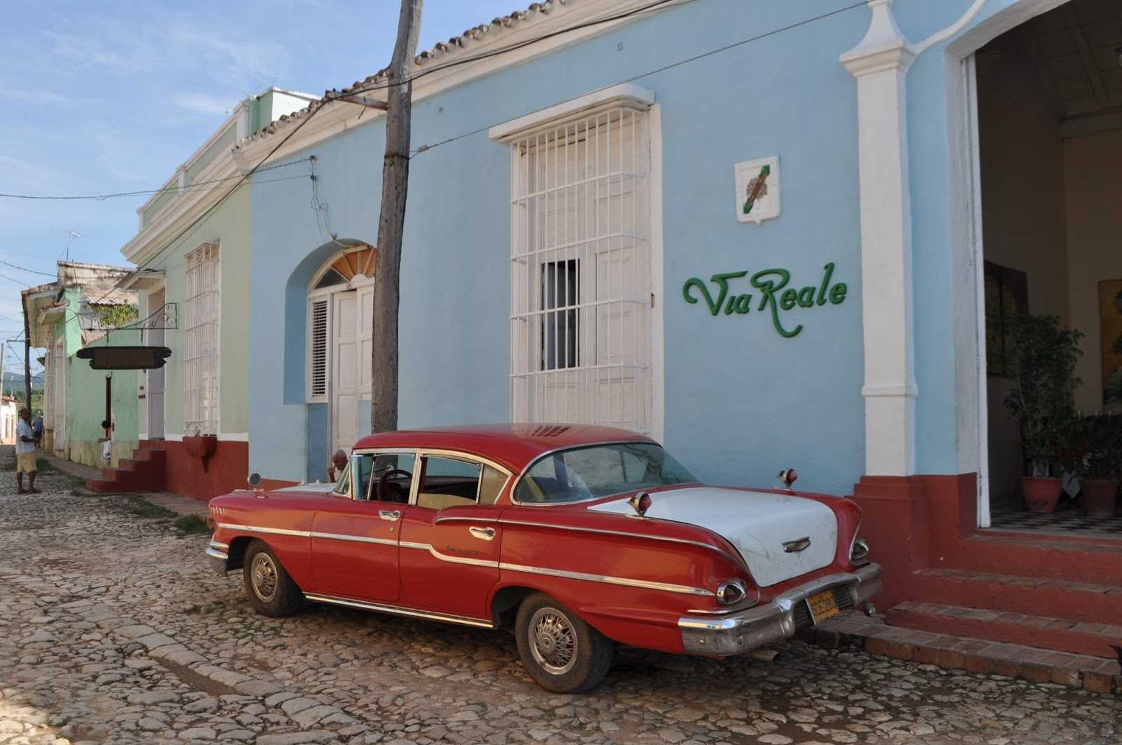 UNE BALADE VINTAGE CUBAINE Tour Privée.