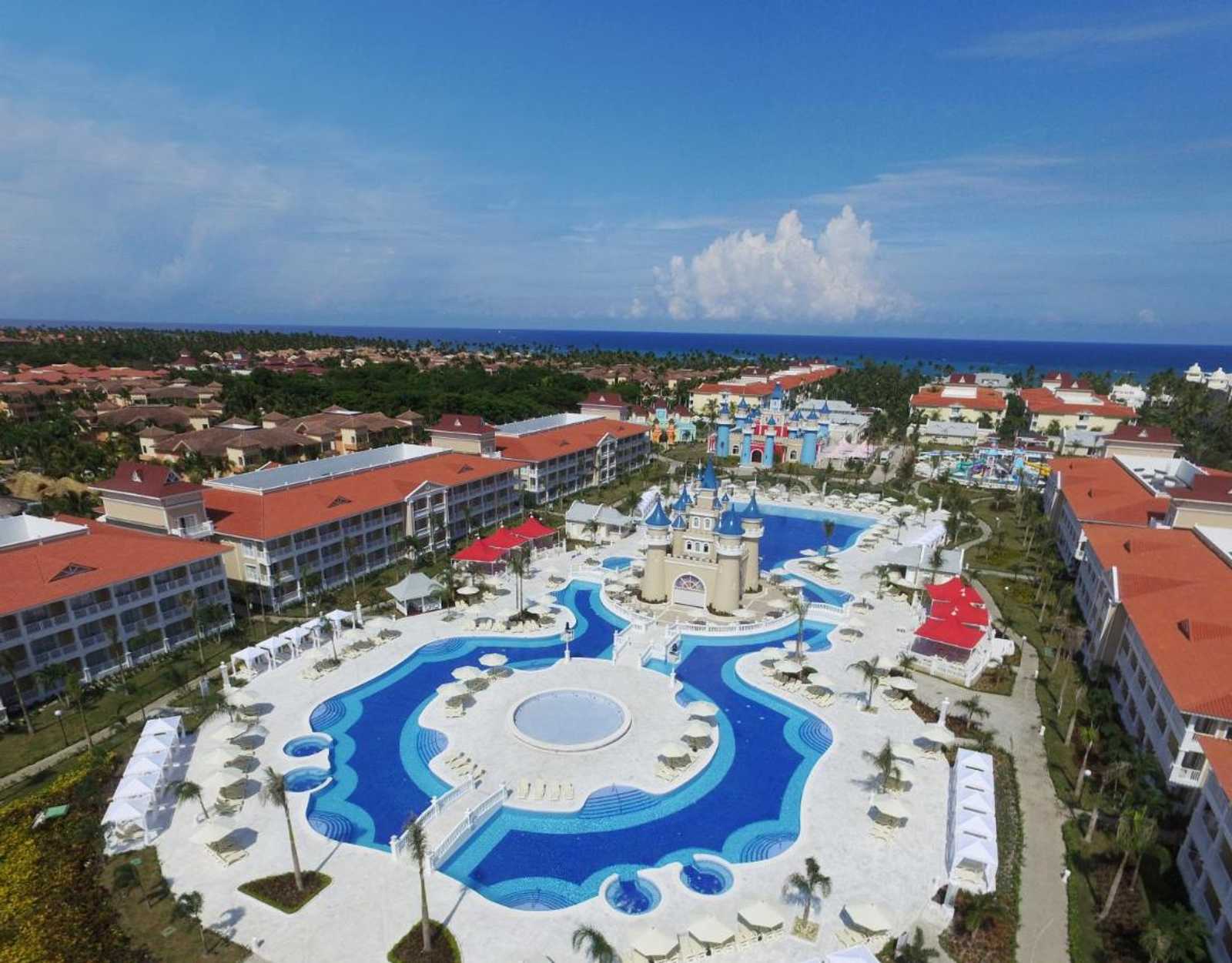 BAHIA PRINCIPE FANTASIA PUNTA CANA Hotel (All Inclusive Package 8 days / 7 nights + Flights + Meals and Beverages + Transfers + Taxes)