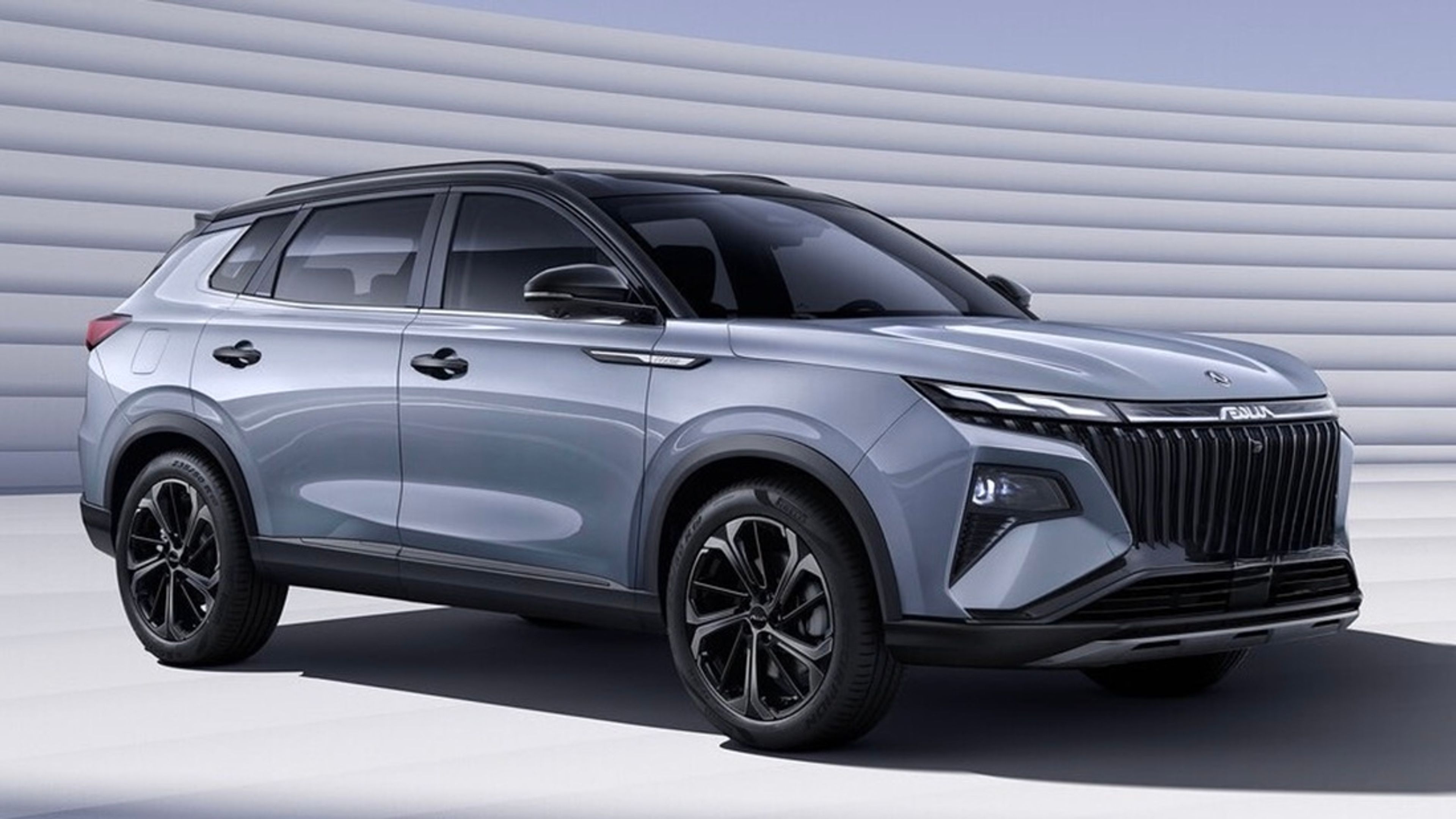 DONGFENG HUGE HIBRID (OR - 011)