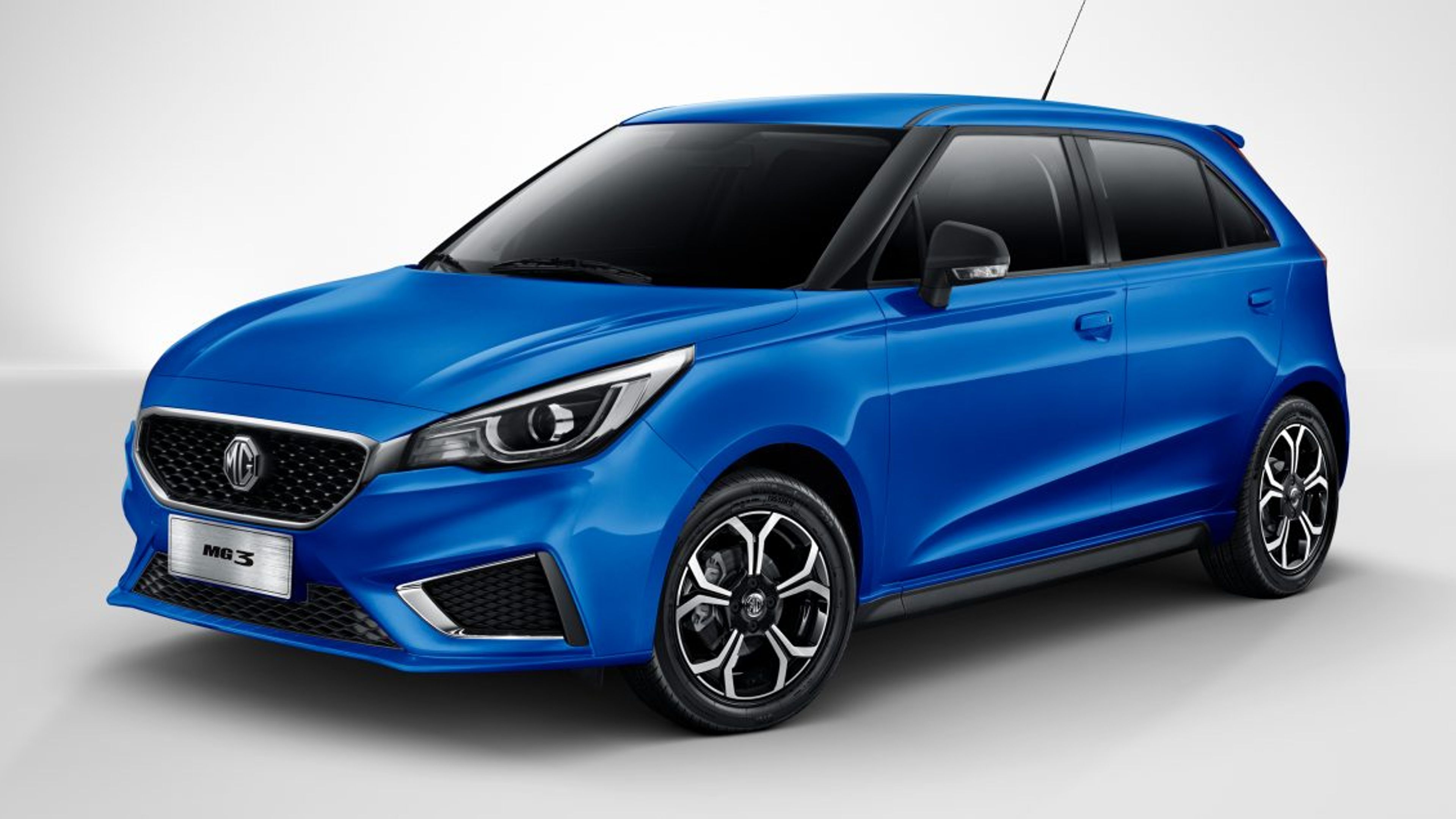 MORRIS GARAGE MG 3 (R - 001)