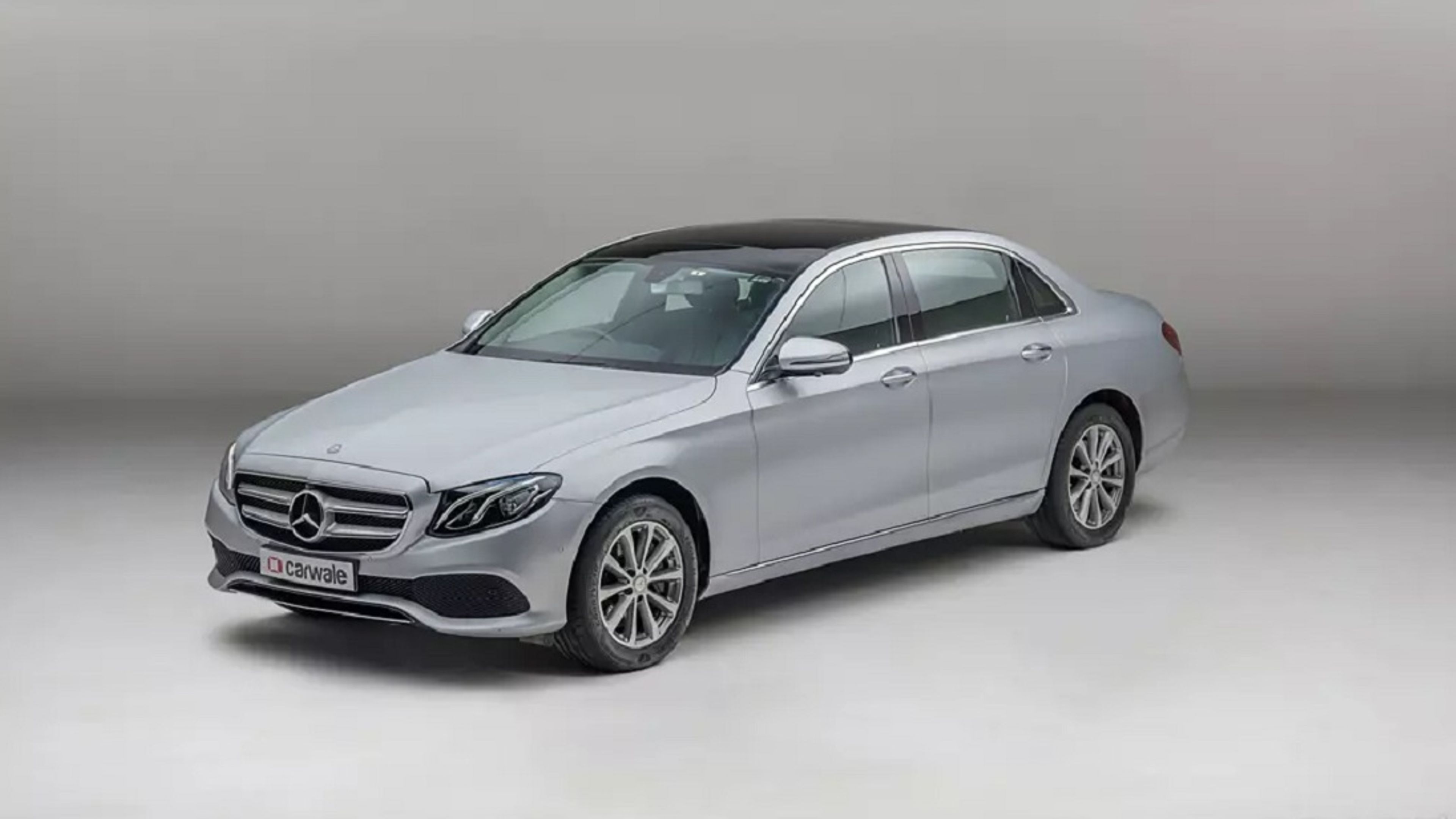 MERCEDES-BENZ E 200 (OR - 004)