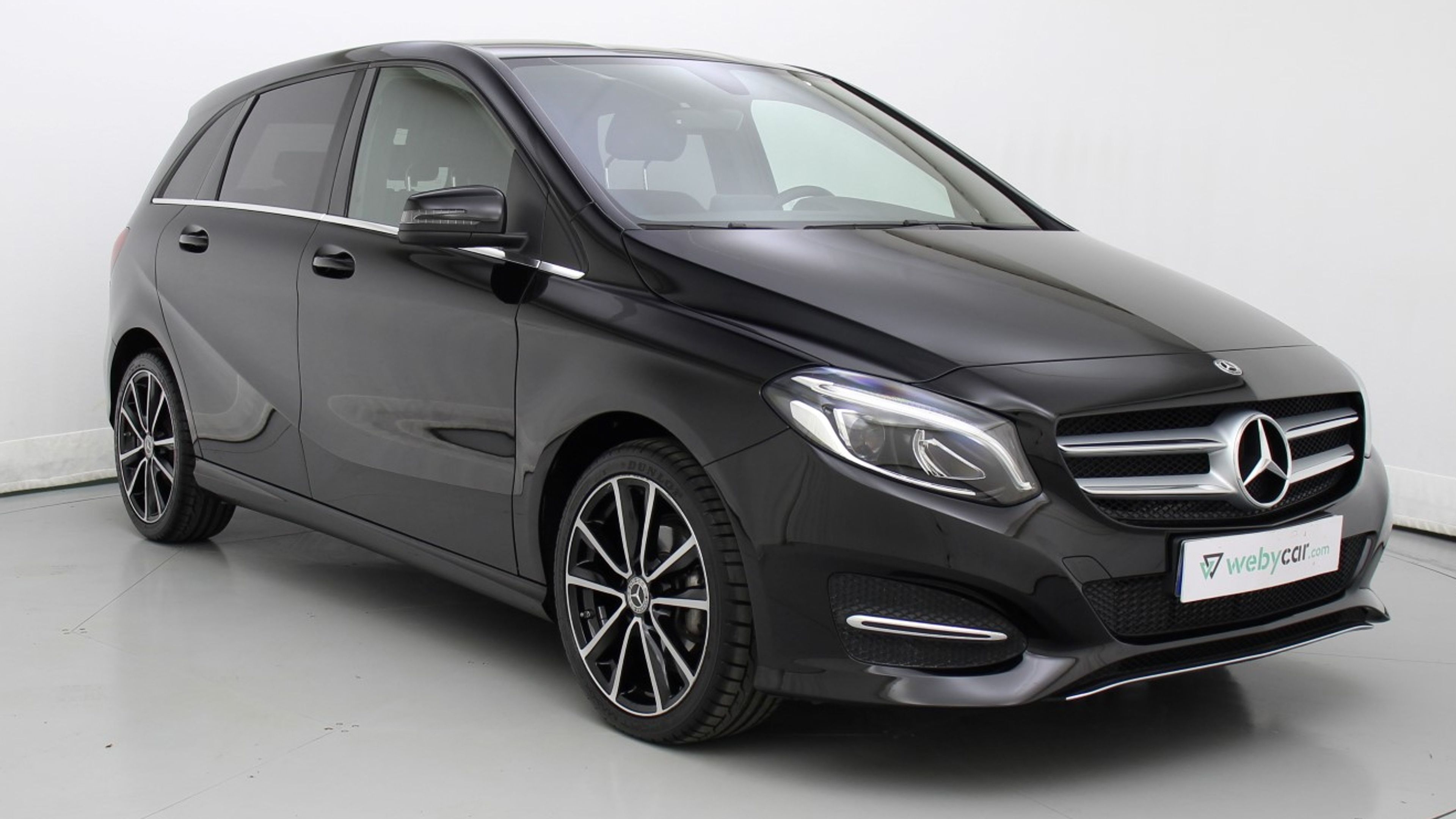 MERCEDES-BENZ B 180  (OR - 001)