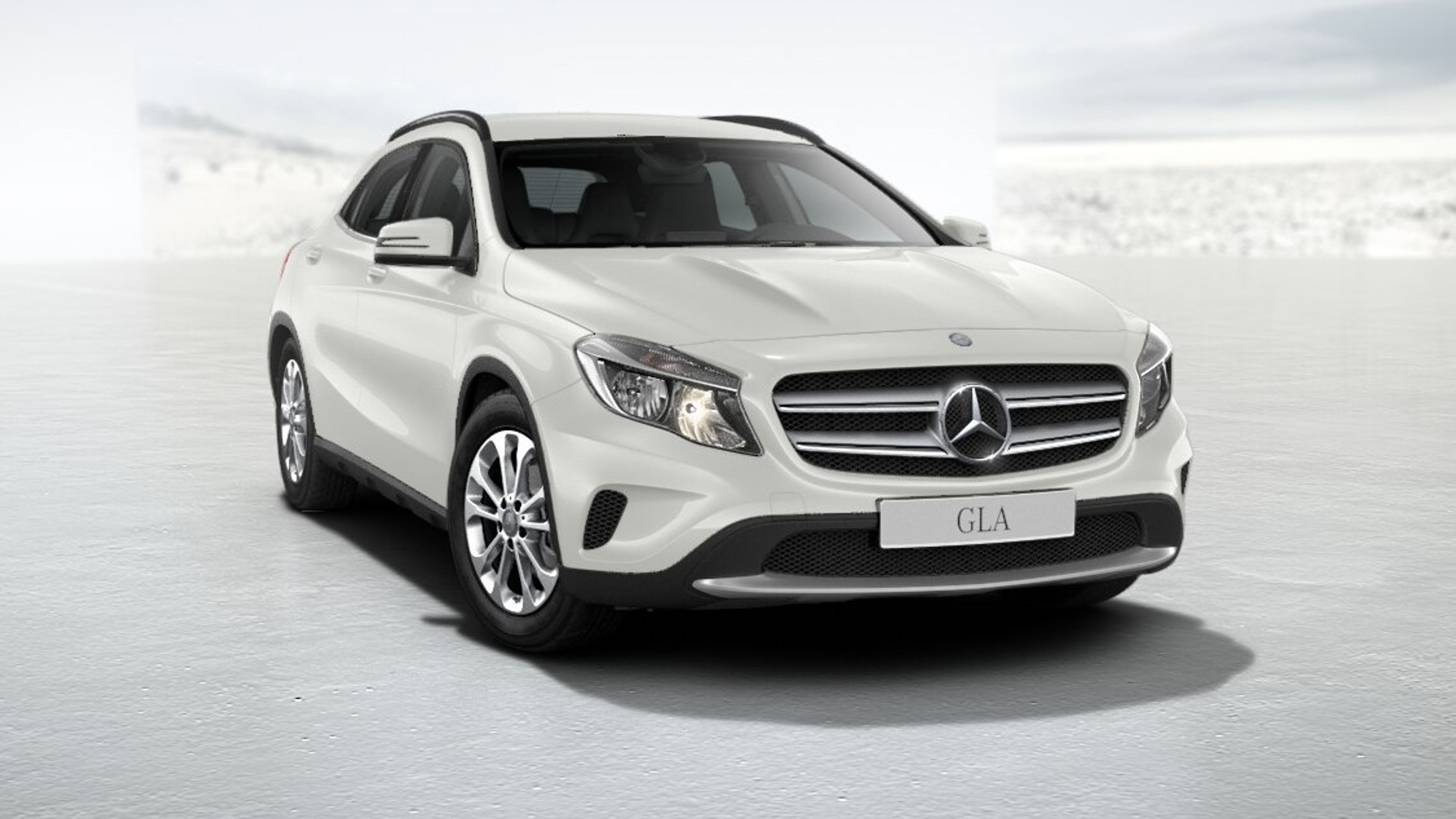 MERCEDES-BENZ GLA 180 (OR - 001)