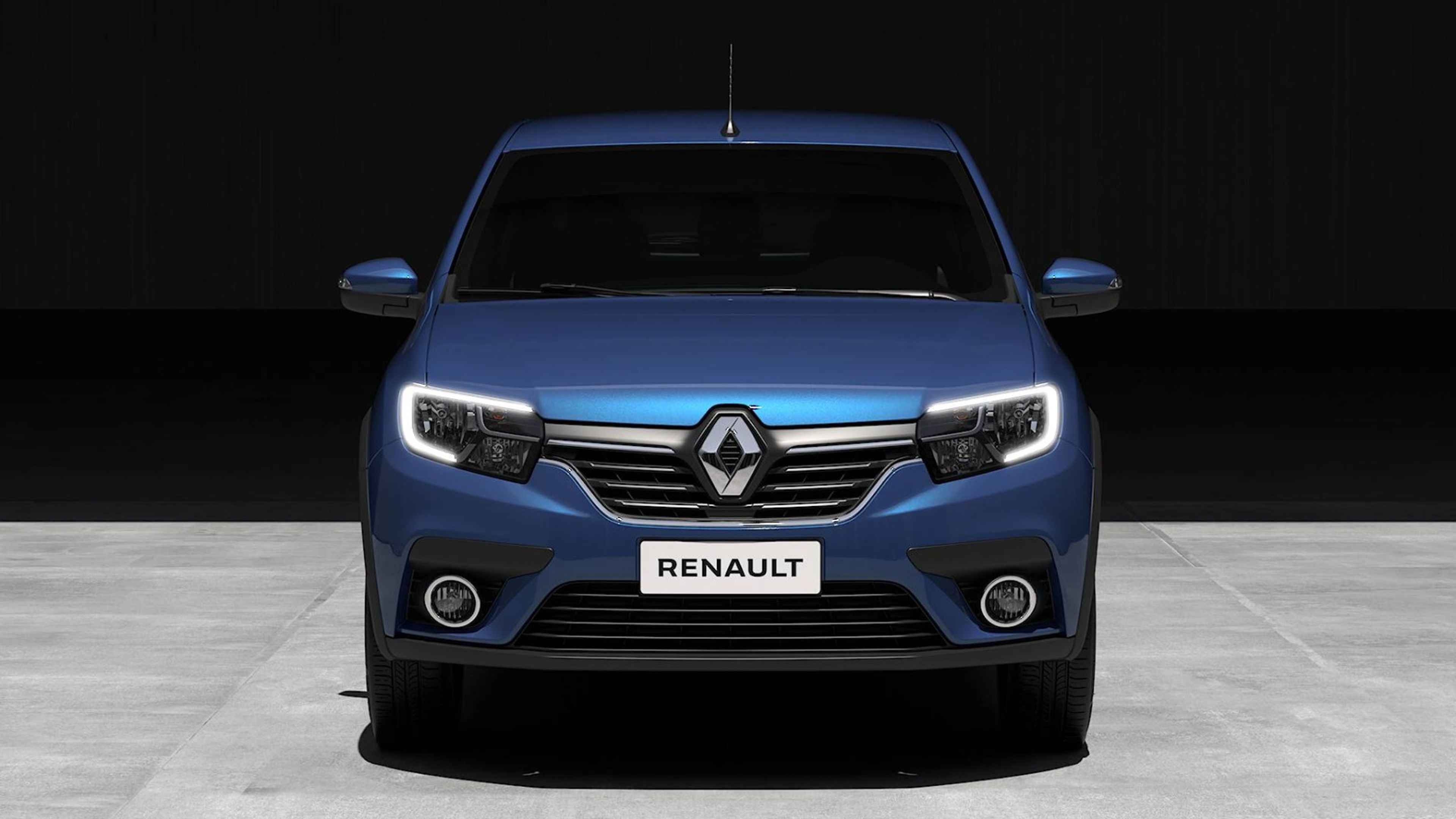 RENAULT SANDERO (R - 002)
