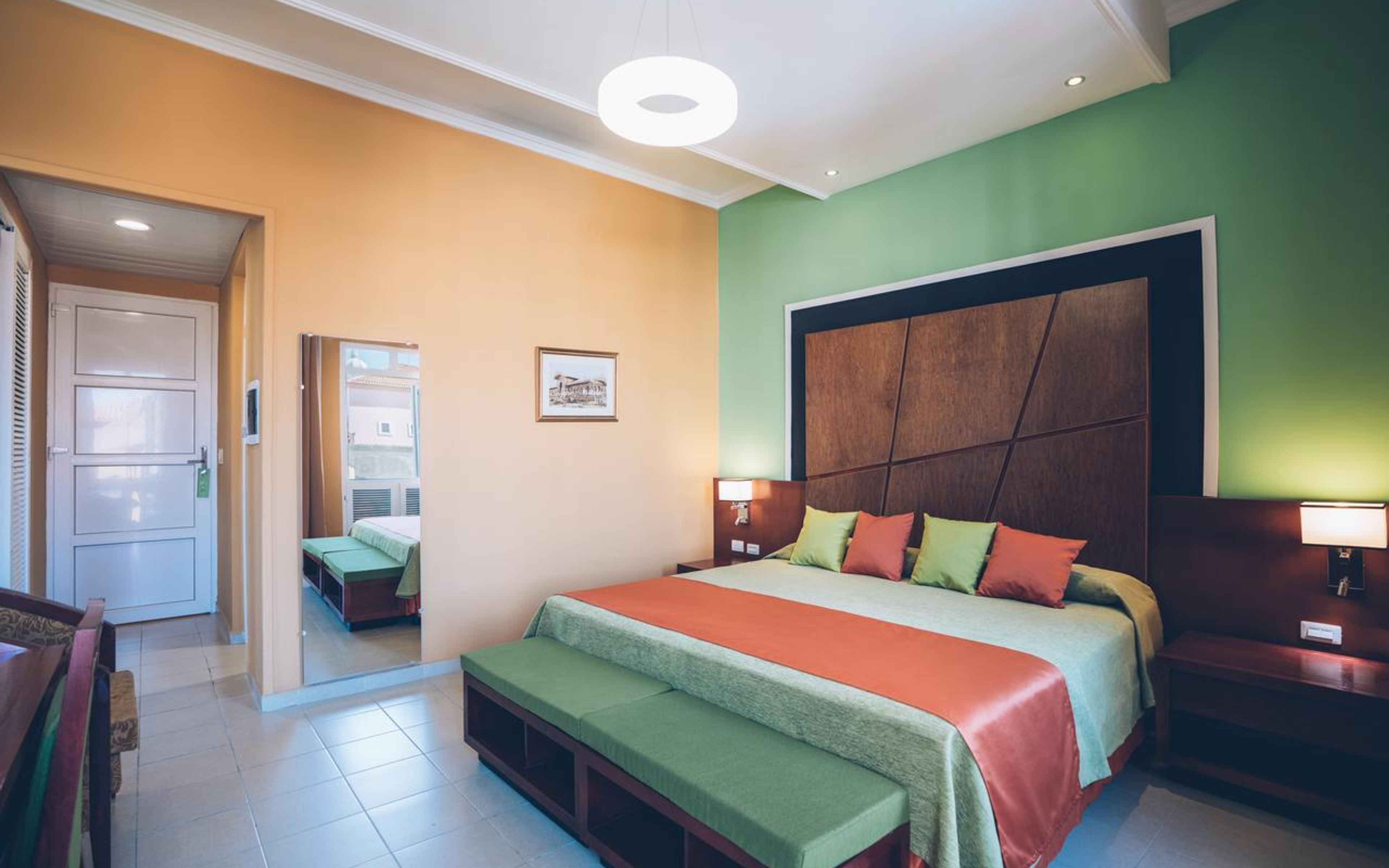 Chambre STANDARD SUPÉRIEUR