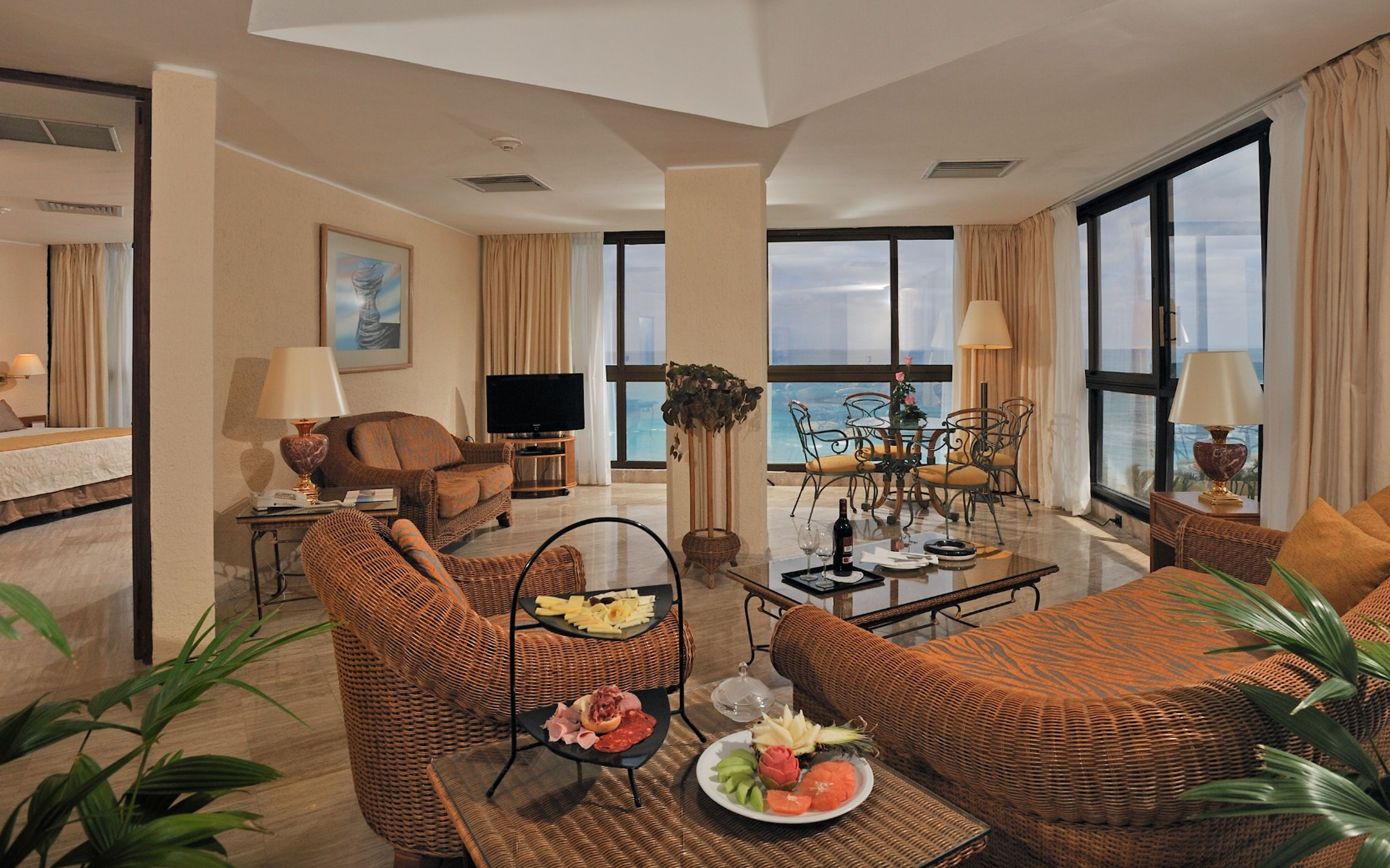 Chambre SUPÉRIEURE GRAND SUITE VUE MER