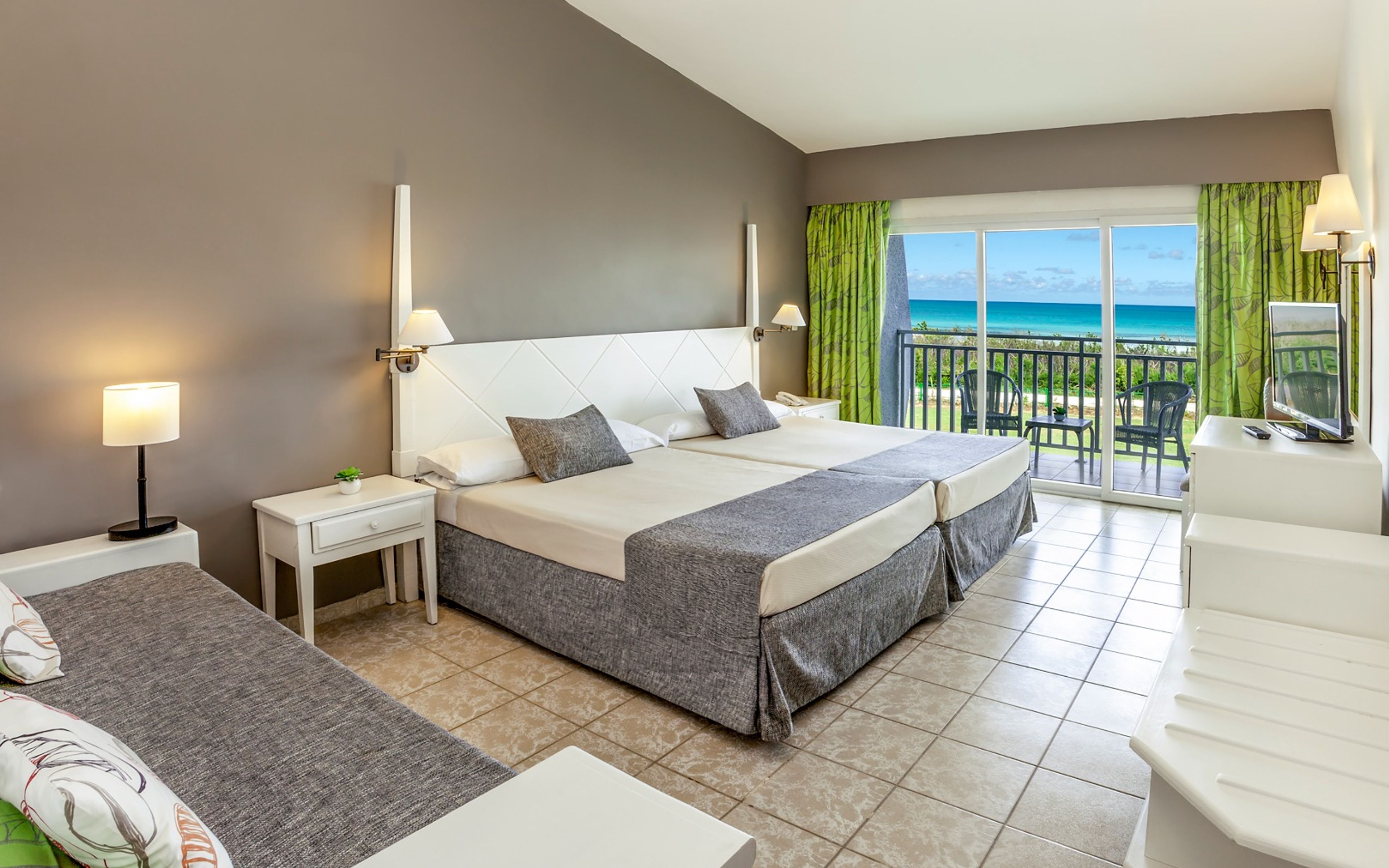 SUPERIOR SEA VIEW Room