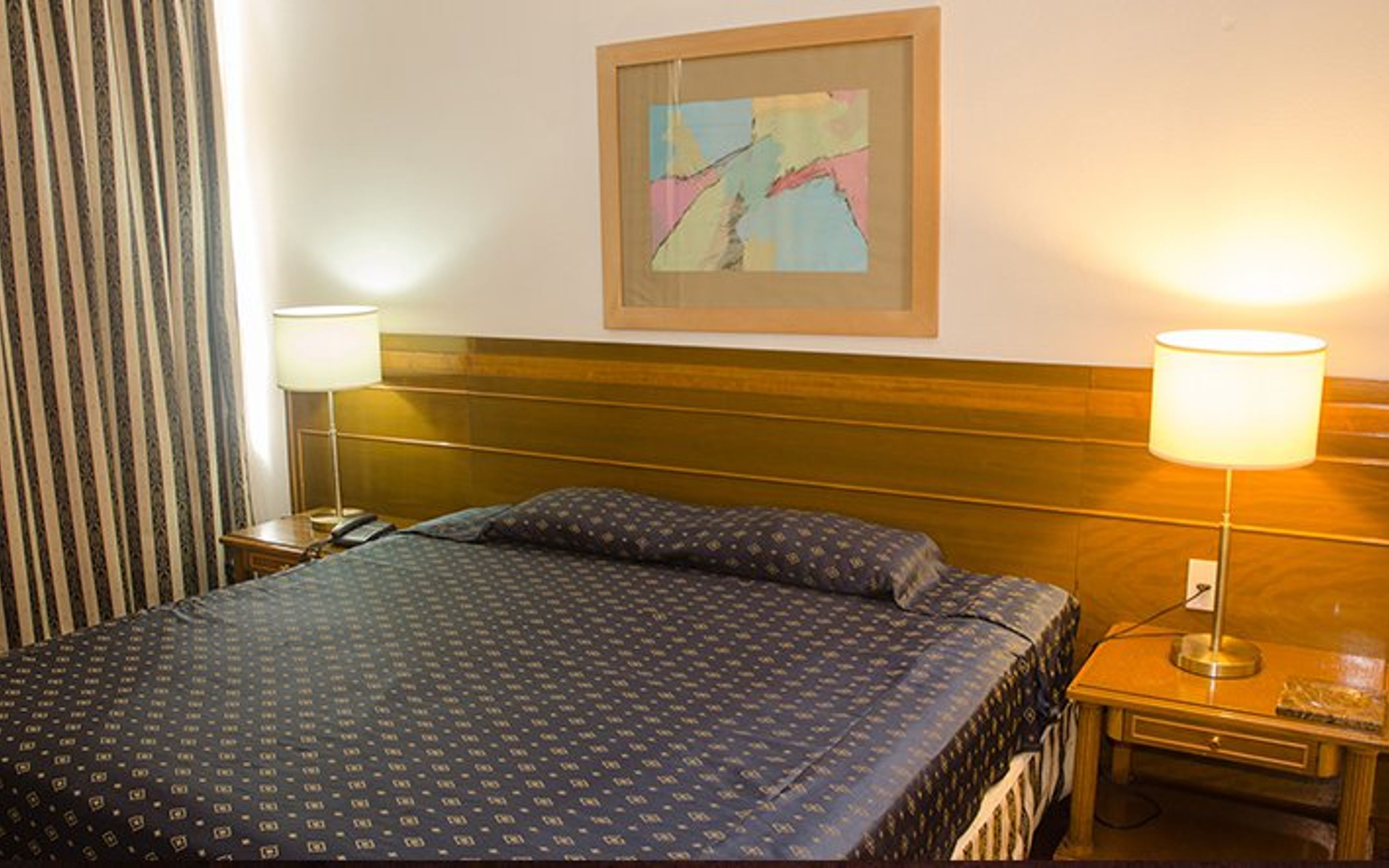 IMPERIAL Suite Room