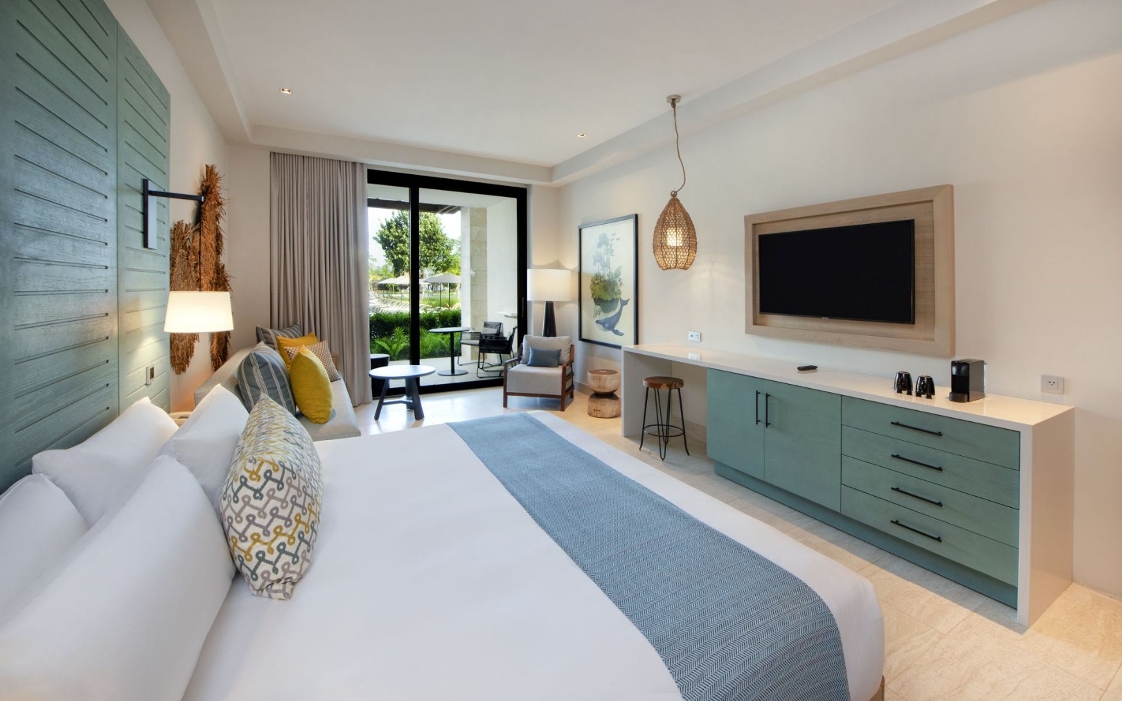 Quarto JUNIOR SUITE COM VISTA PARA A PISCINA (só para adultos)