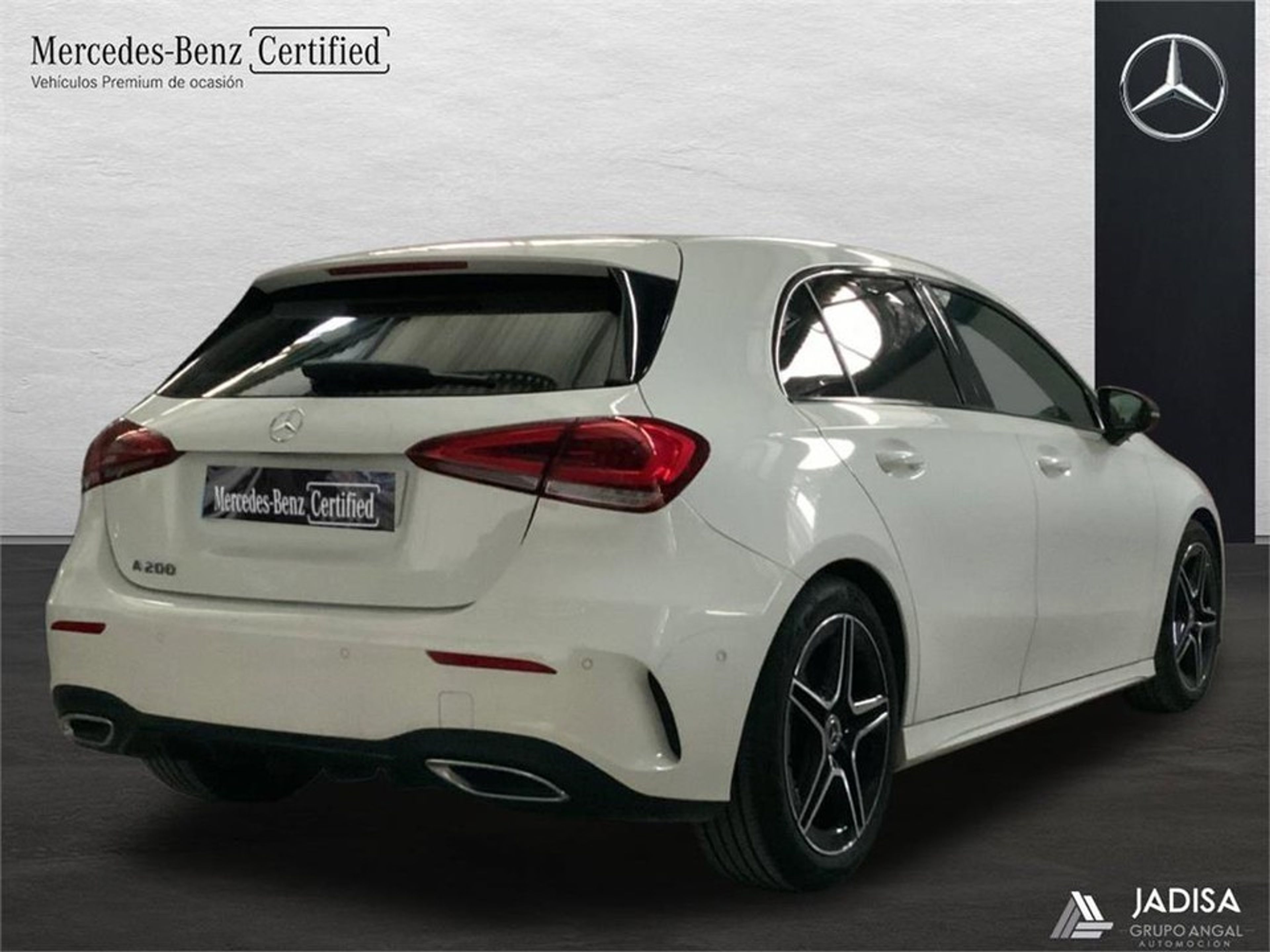 undefinedMERCEDES-BENZ A200 angular rear exterior view