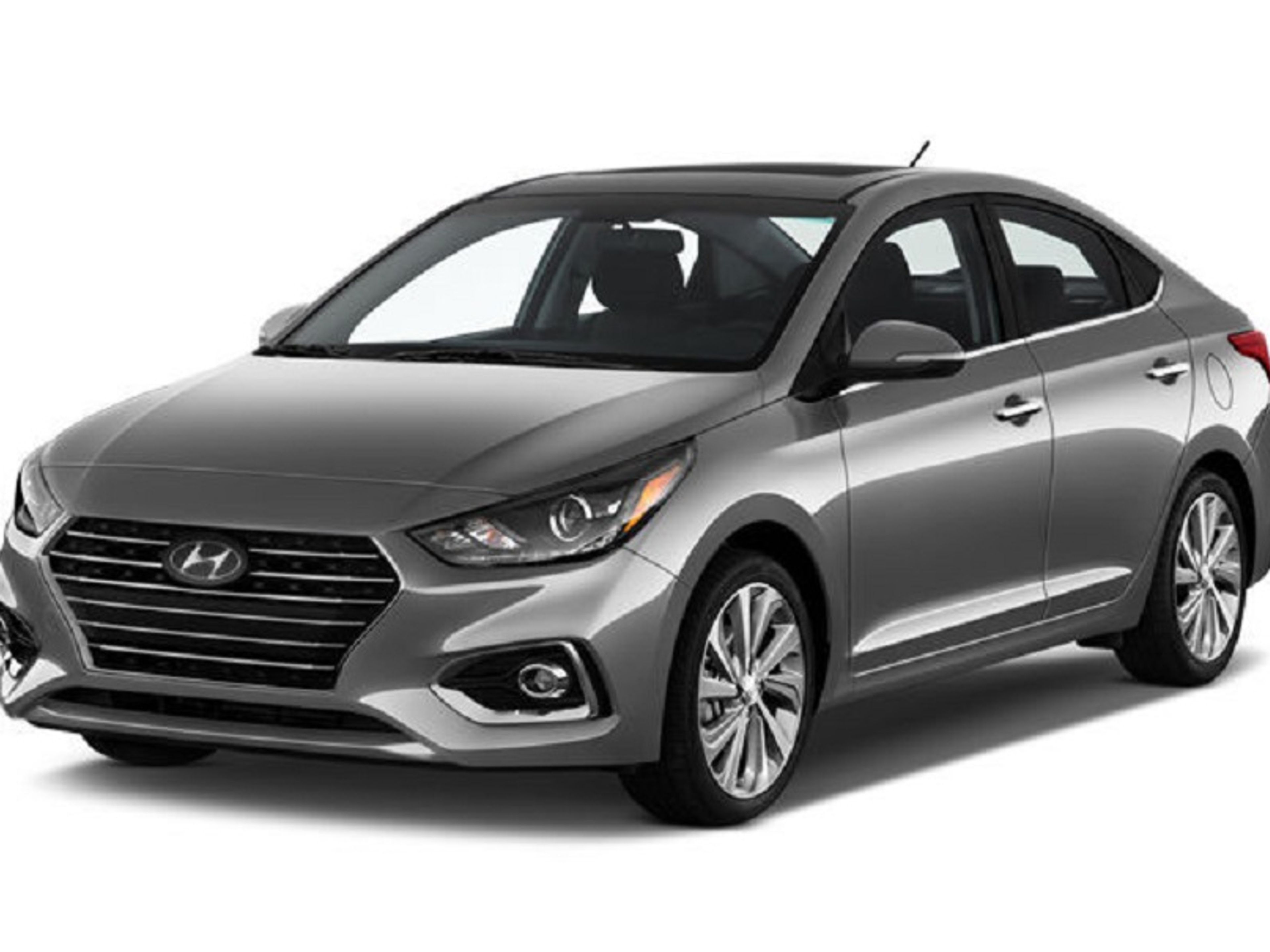 HYUNDAI ACCENT angular front exterior view