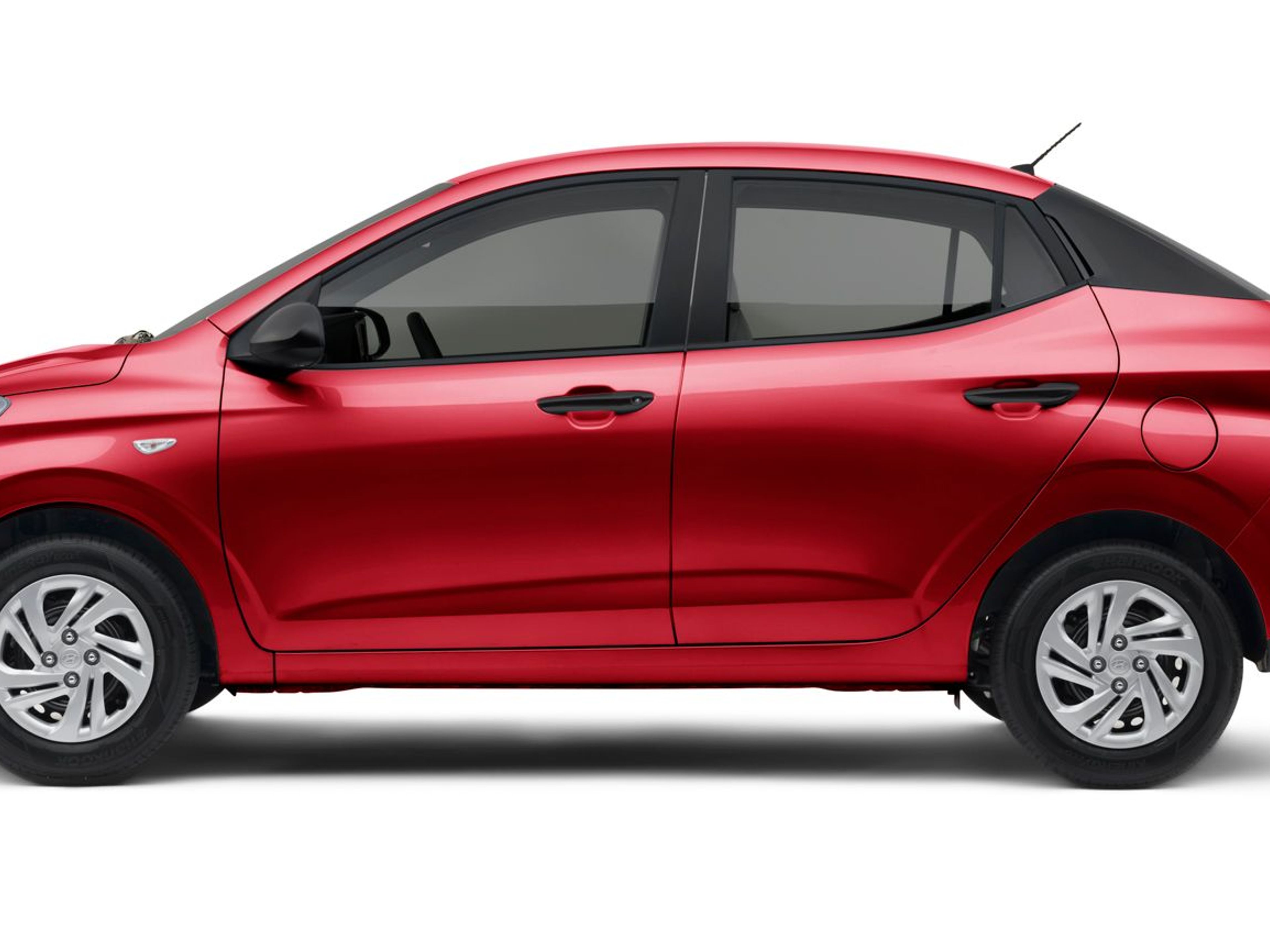 undefinedHYUNDAI GRAND I 10 side exterior view
