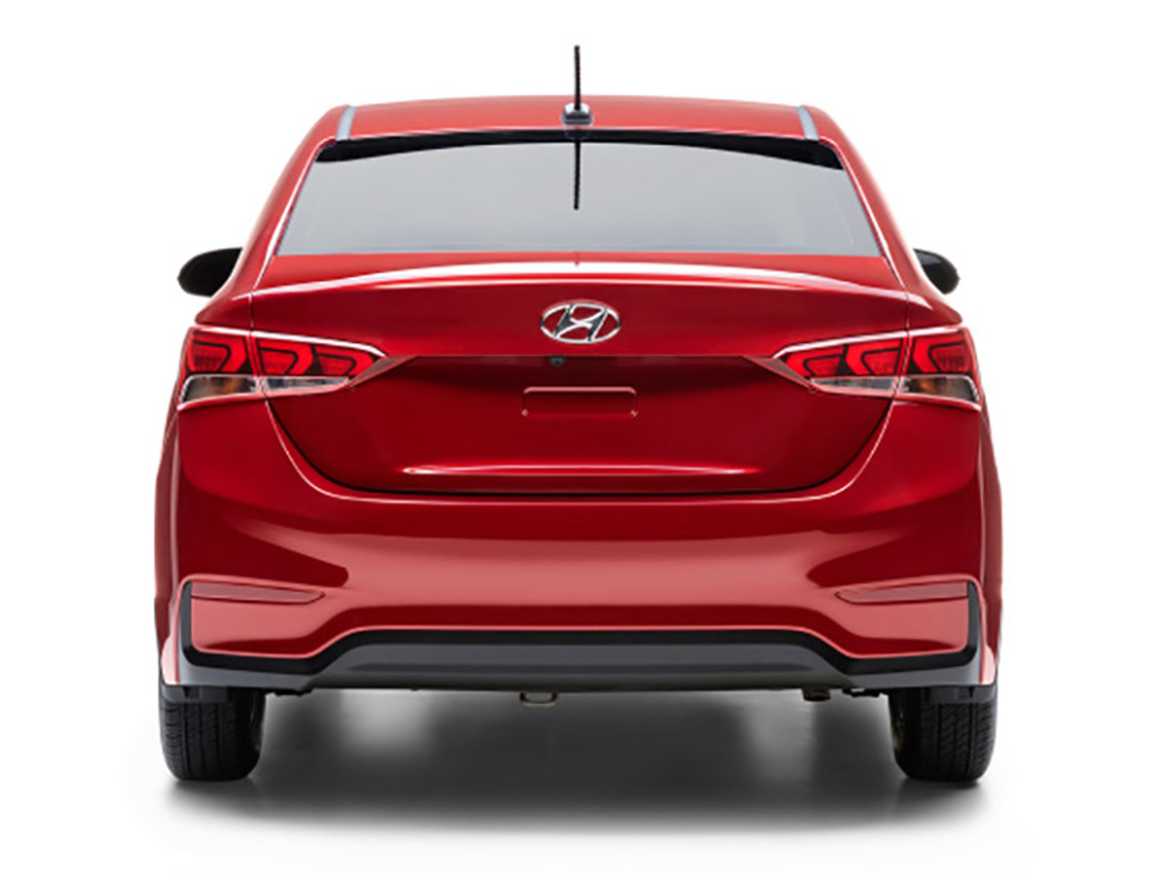 undefinedHYUNDAI ACCENT rear exterior view