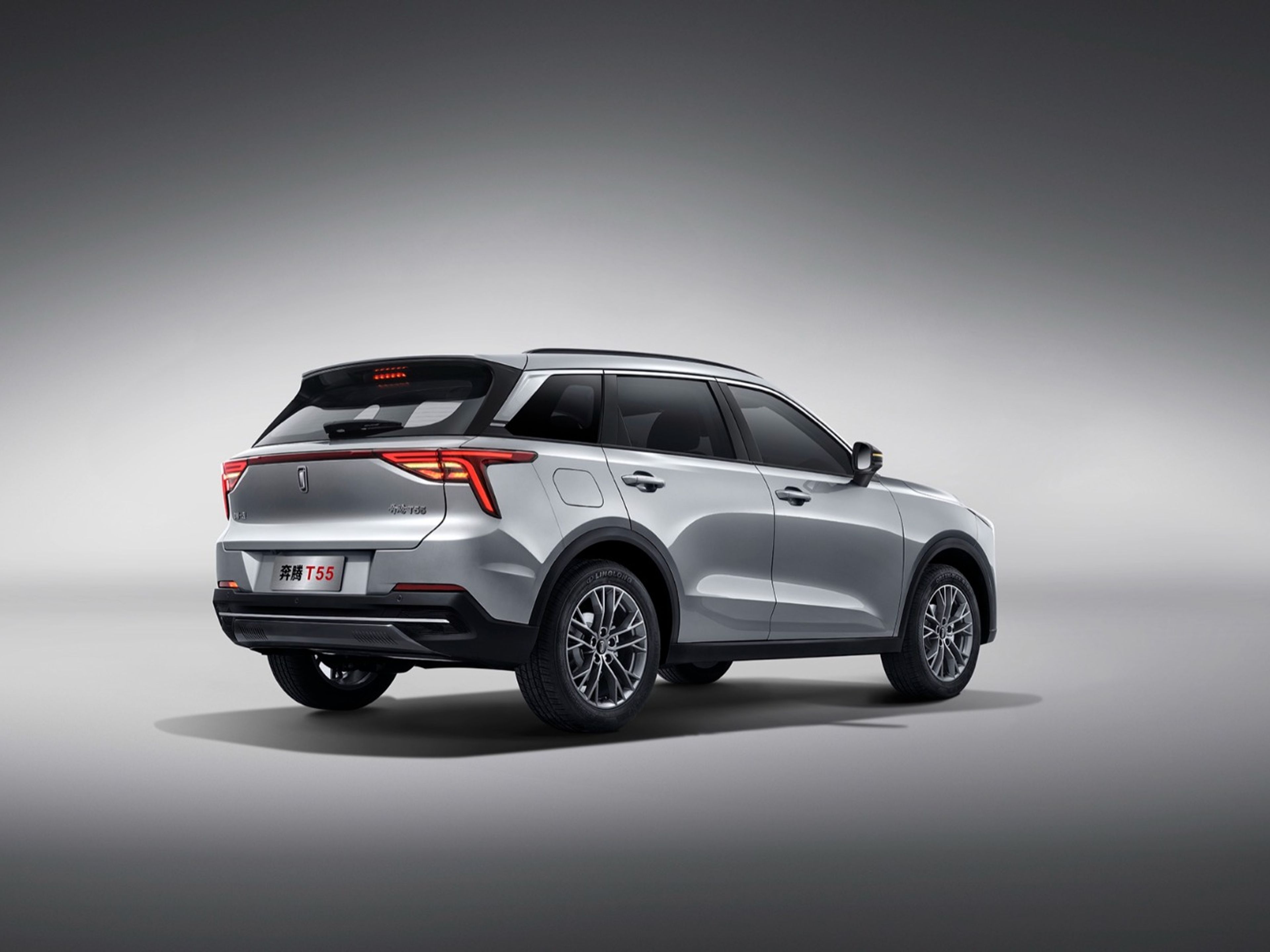 undefinedFAW BESTUNE T55 angular rear exterior view