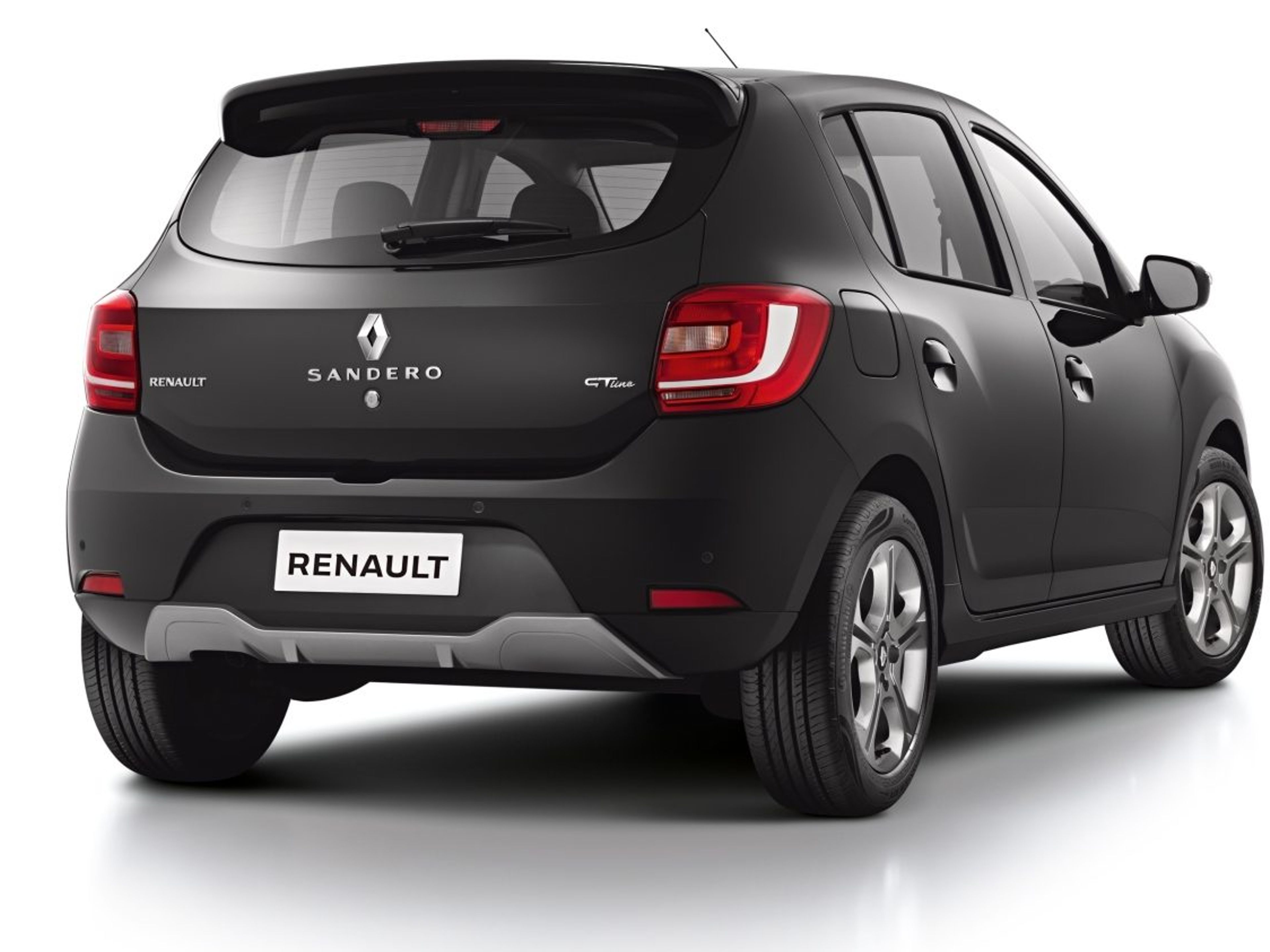 undefinedRENAULT SANDERO angular rear exterior view