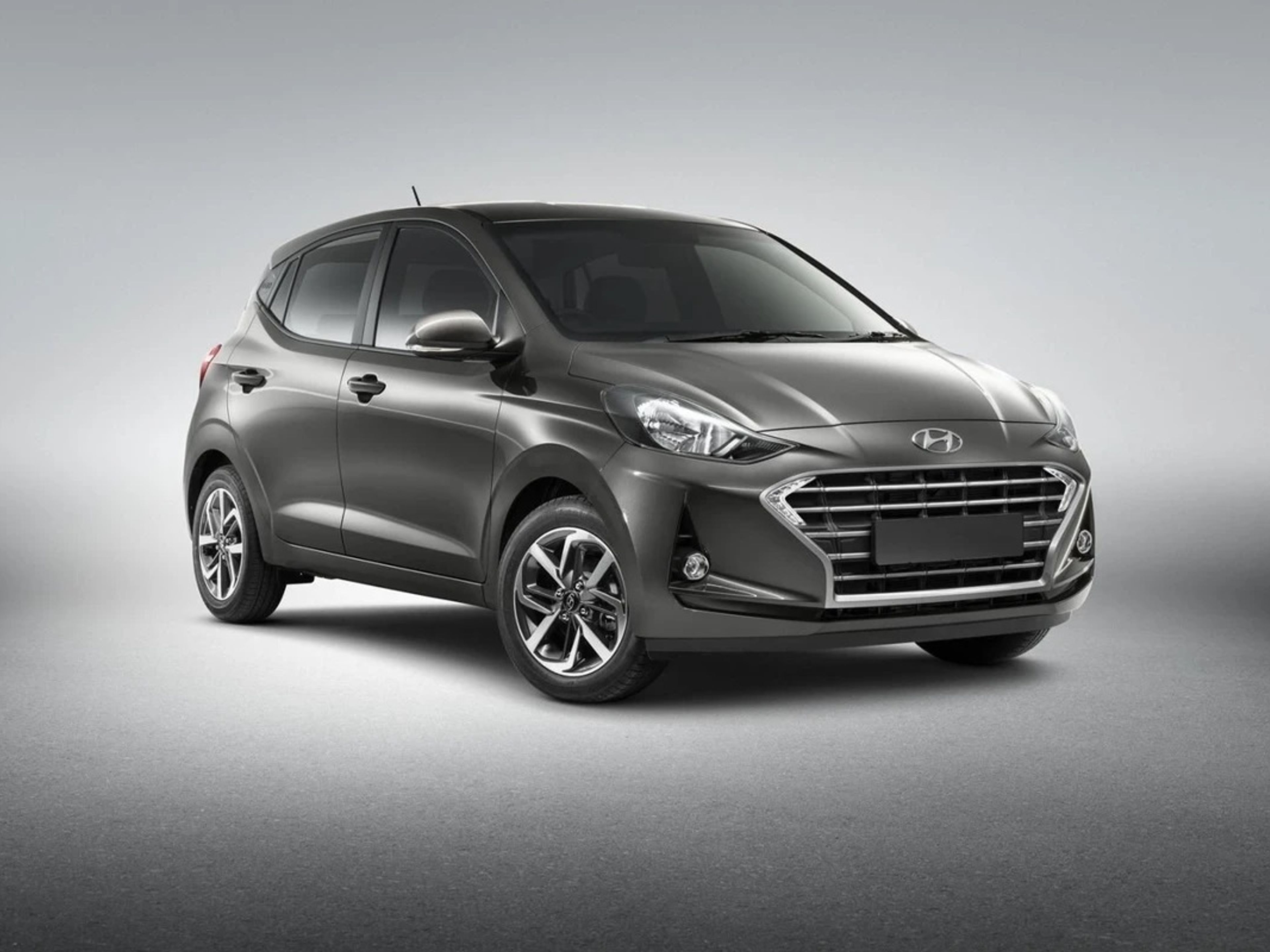 HYUNDAI GRAND I 10 (R - 004)