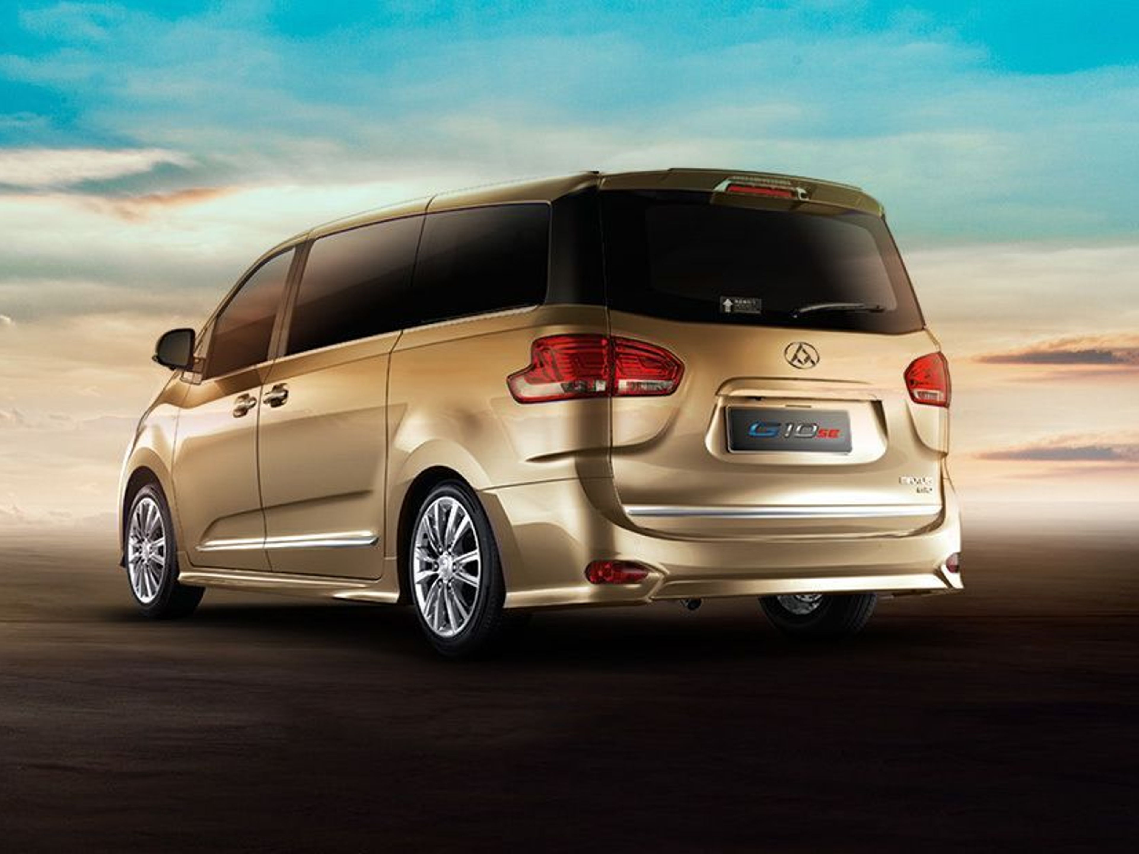 undefinedMAXUS G 10 angular rear exterior view