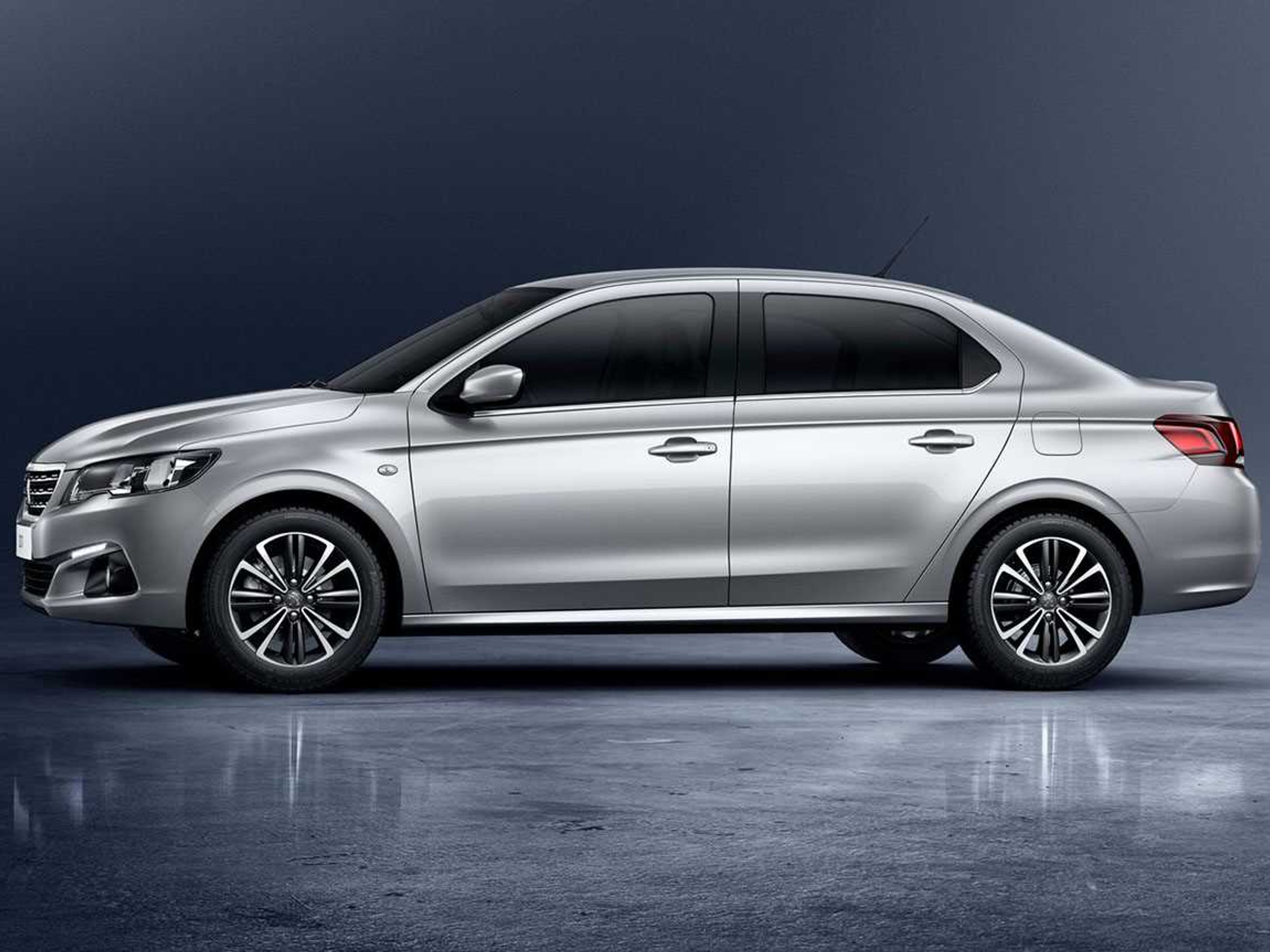 undefinedPEUGEOT 301 side exterior view