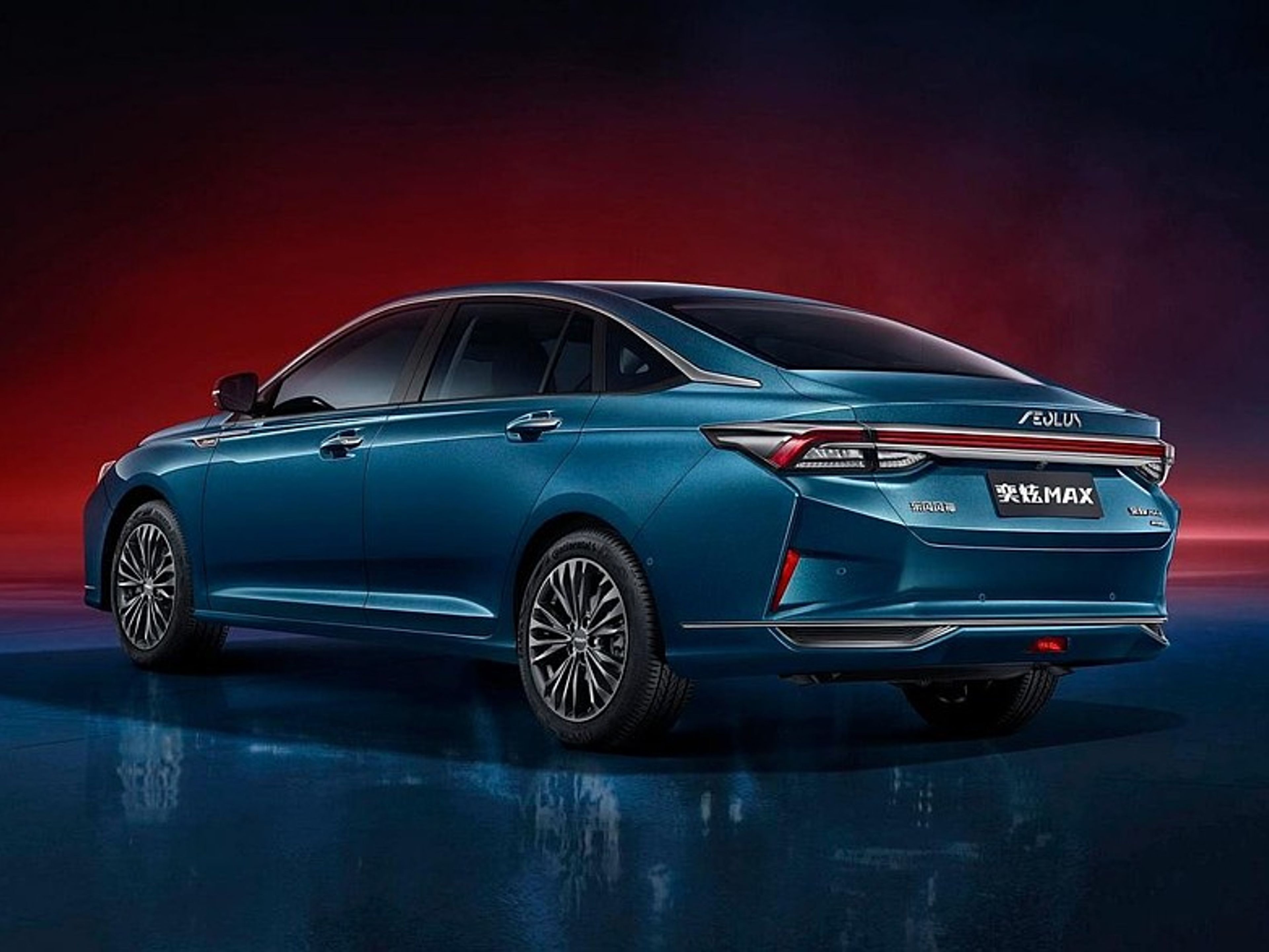 undefinedDONGFENG SHINE MAX angular rear exterior view