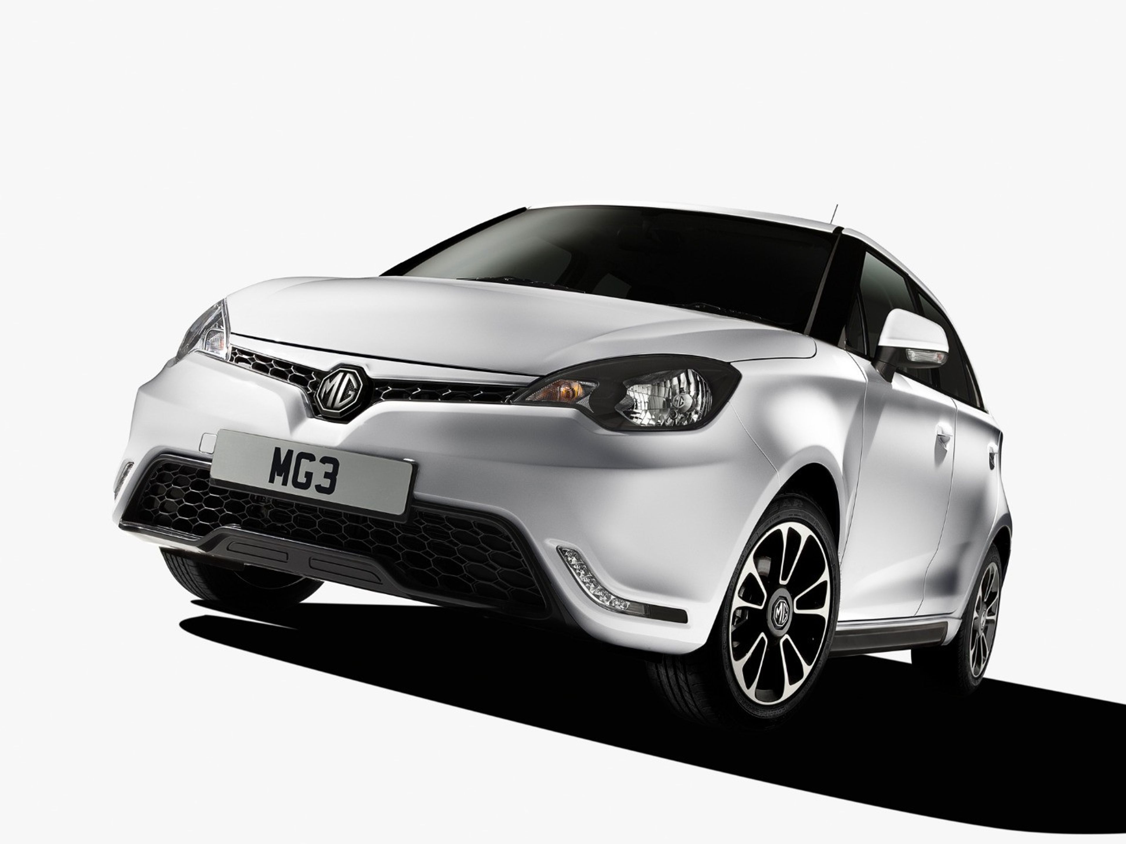 undefinedMORRIS GARAGE MG 3 angular front exterior view