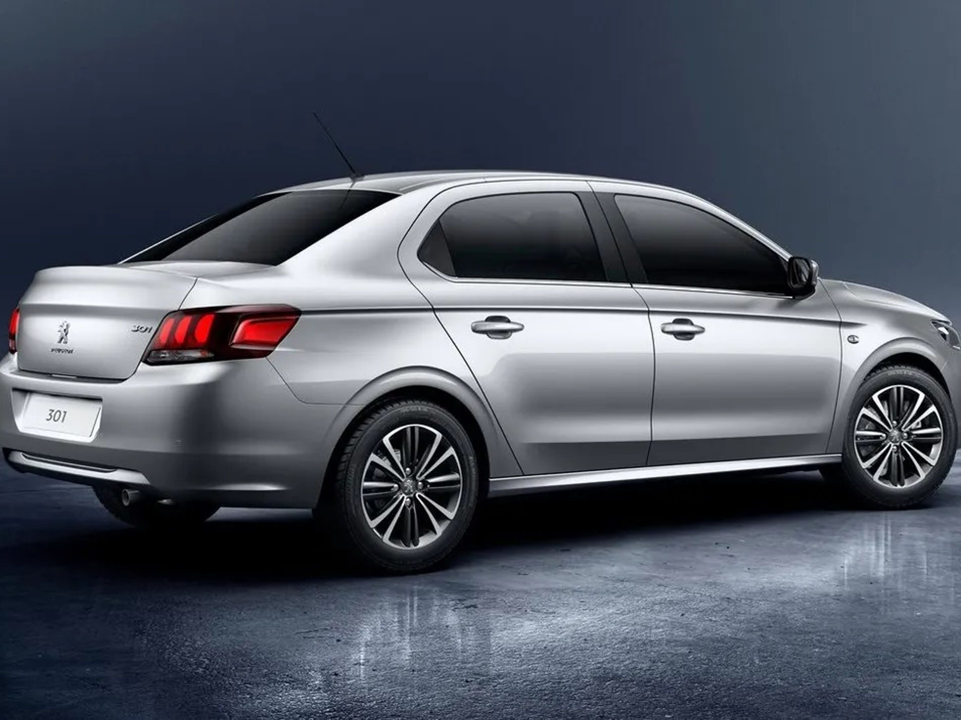 undefinedPEUGEOT 301 angular rear exterior view