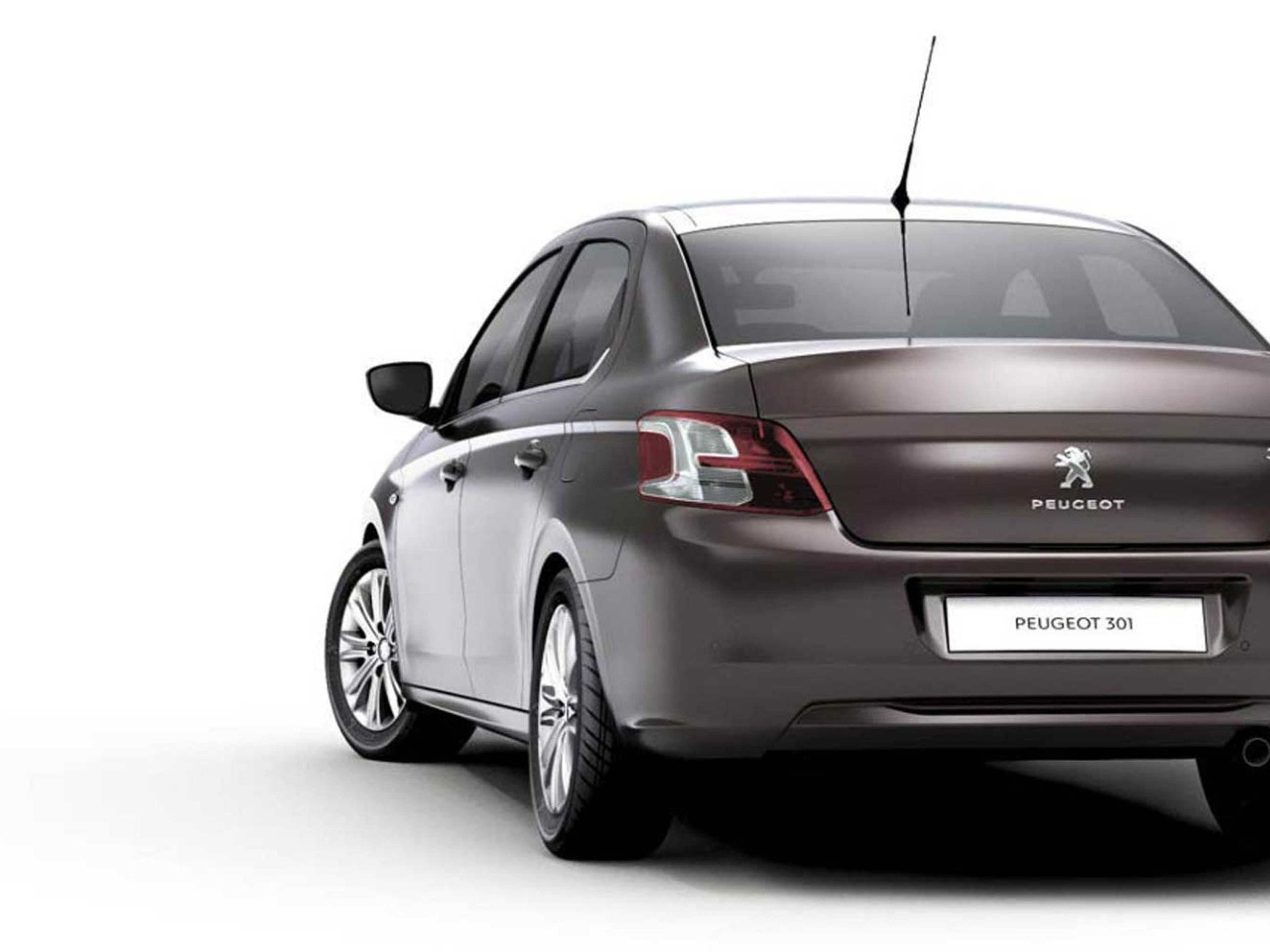 undefinedPEUGEOT 301 CCM5 angular rear exterior view