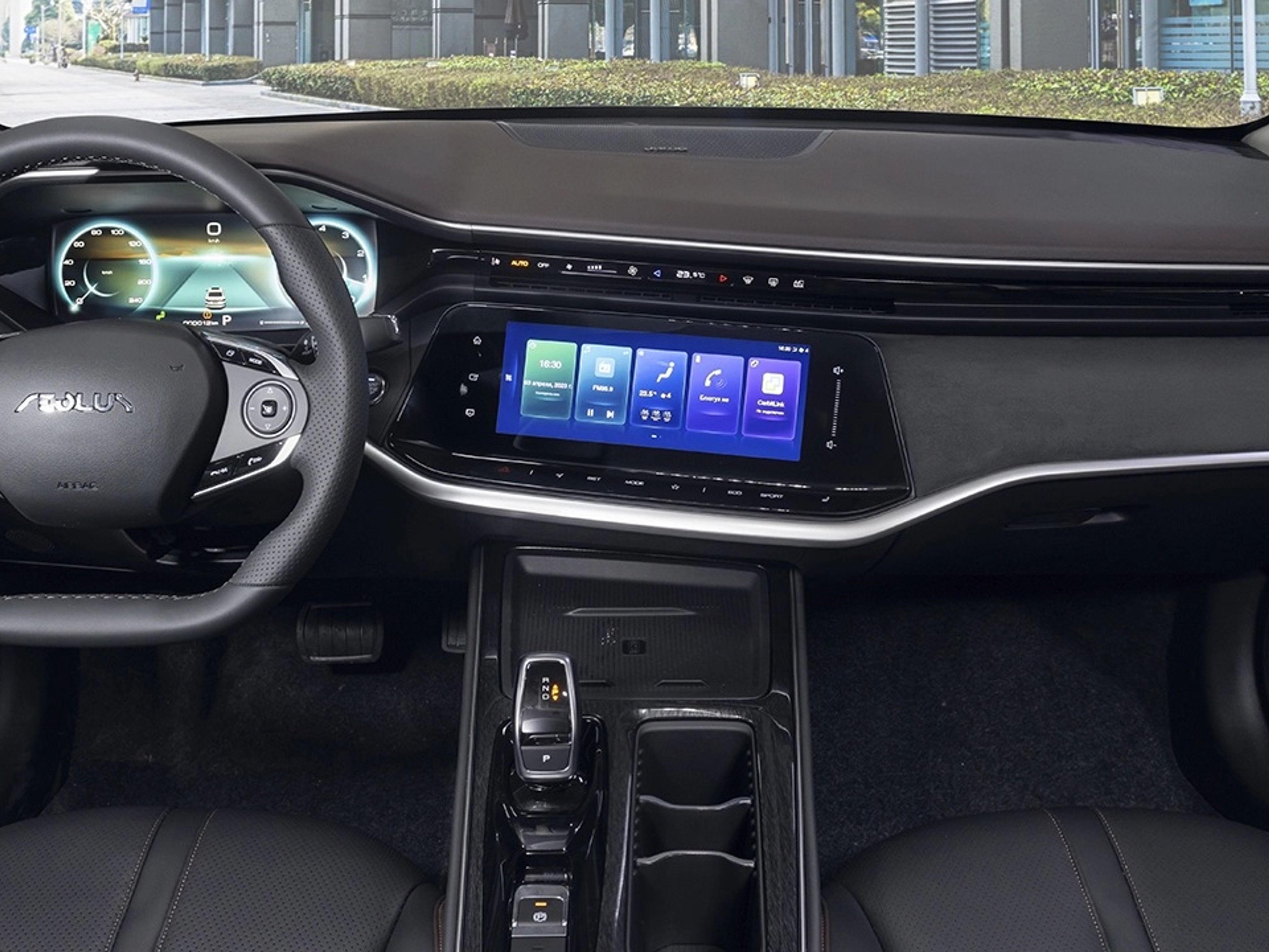 undefinedDONGFENG SHINEMAX interior view