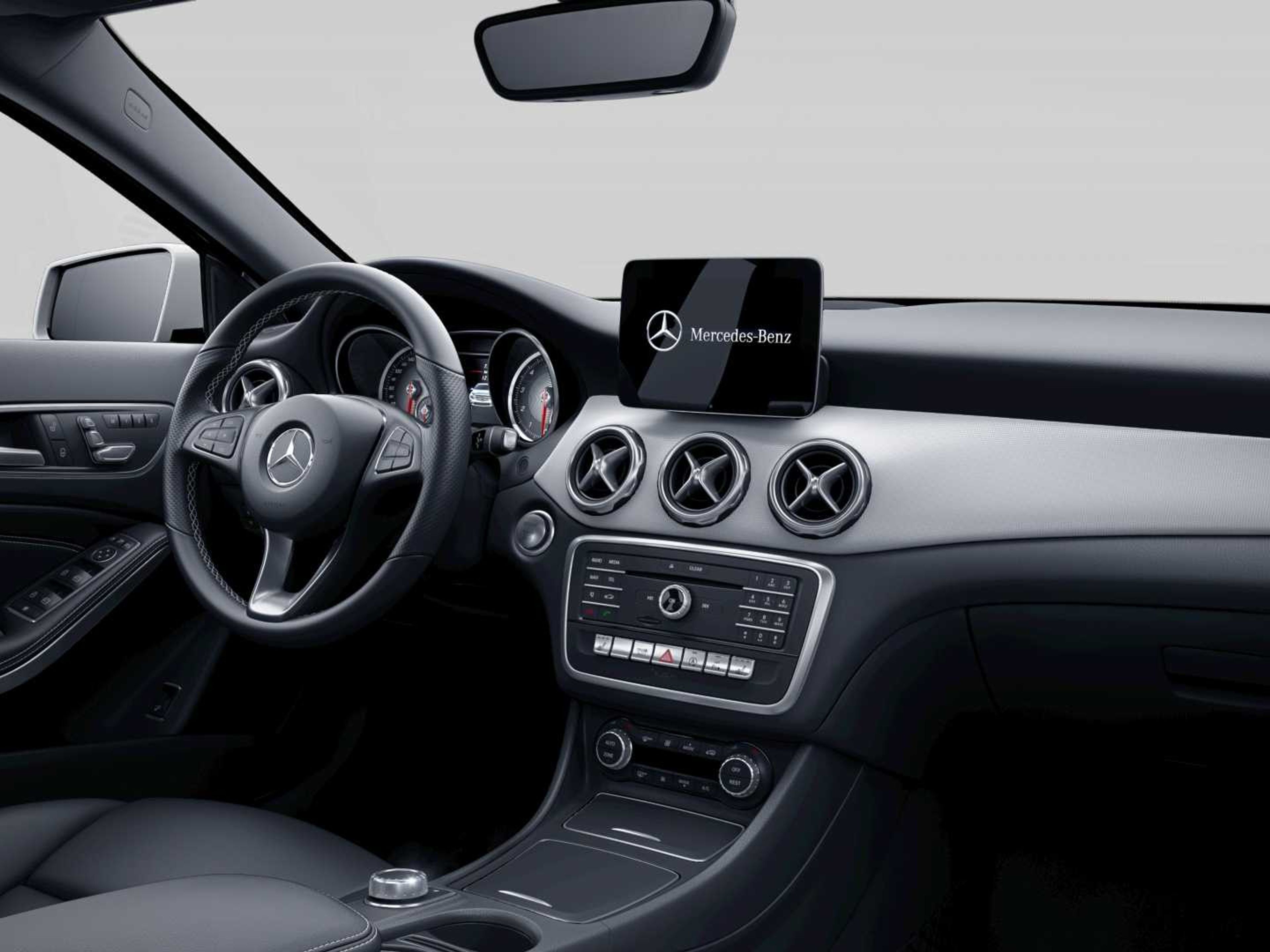 undefined - MERCEDES-BENZ GLA 180 interior view