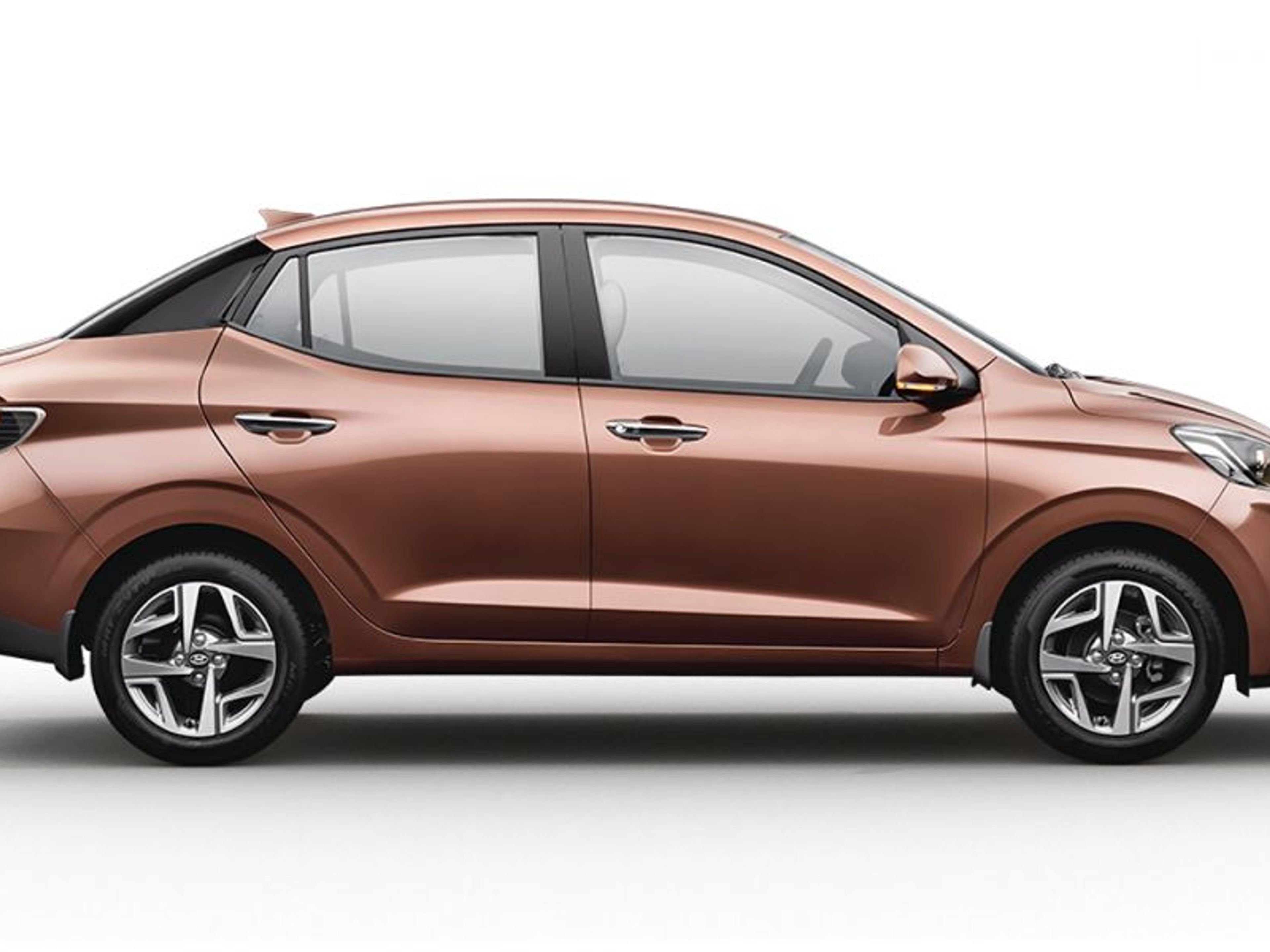 undefinedHYUNDAI GRAND I 10 side exterior view